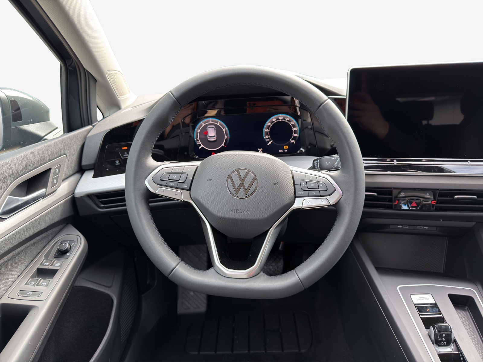 VW Golf 1.5 e TSI mHEV Value DSG-image-9