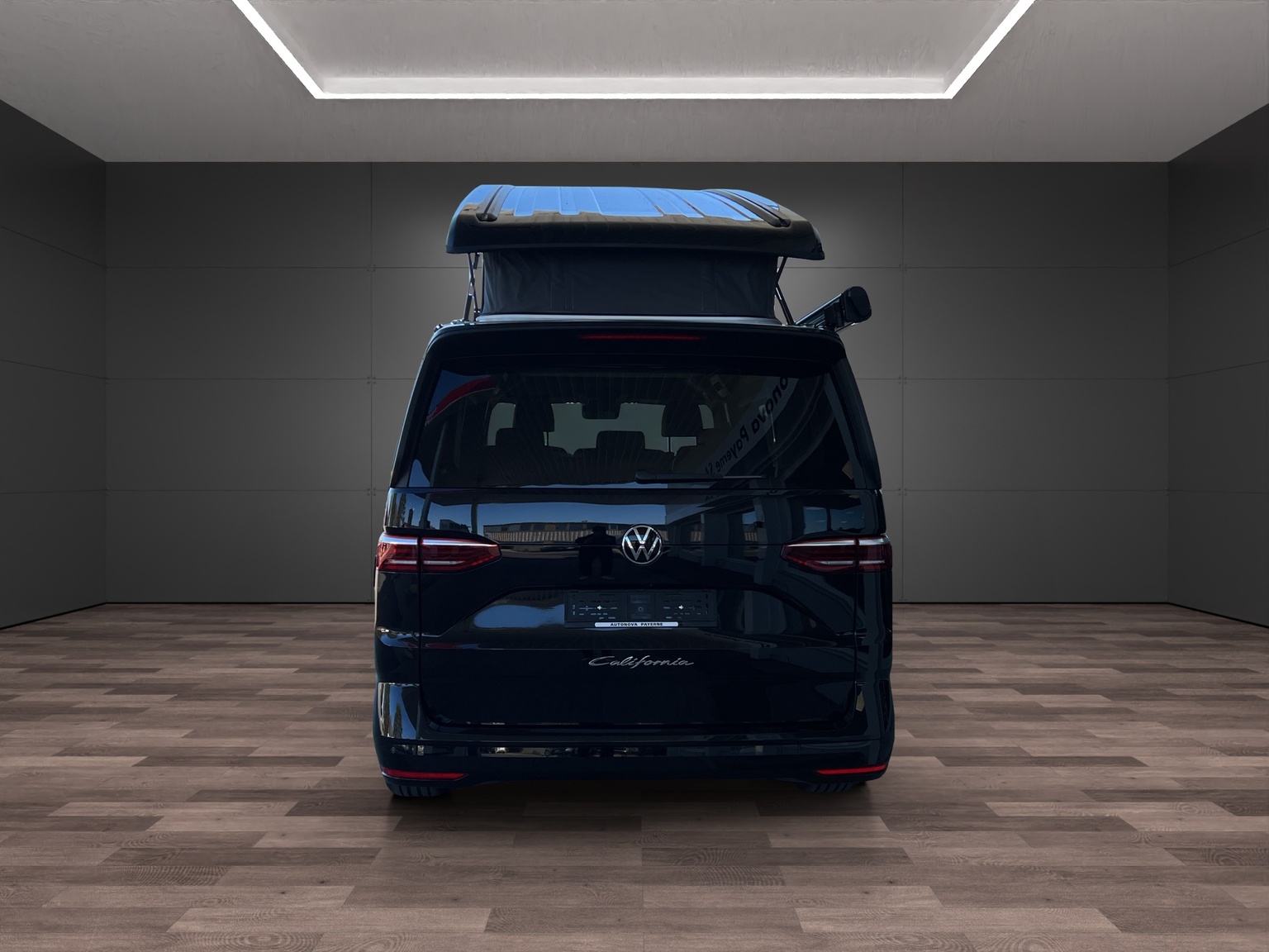 VW California 2.0 TSI Beach Tour Liberty-image-4