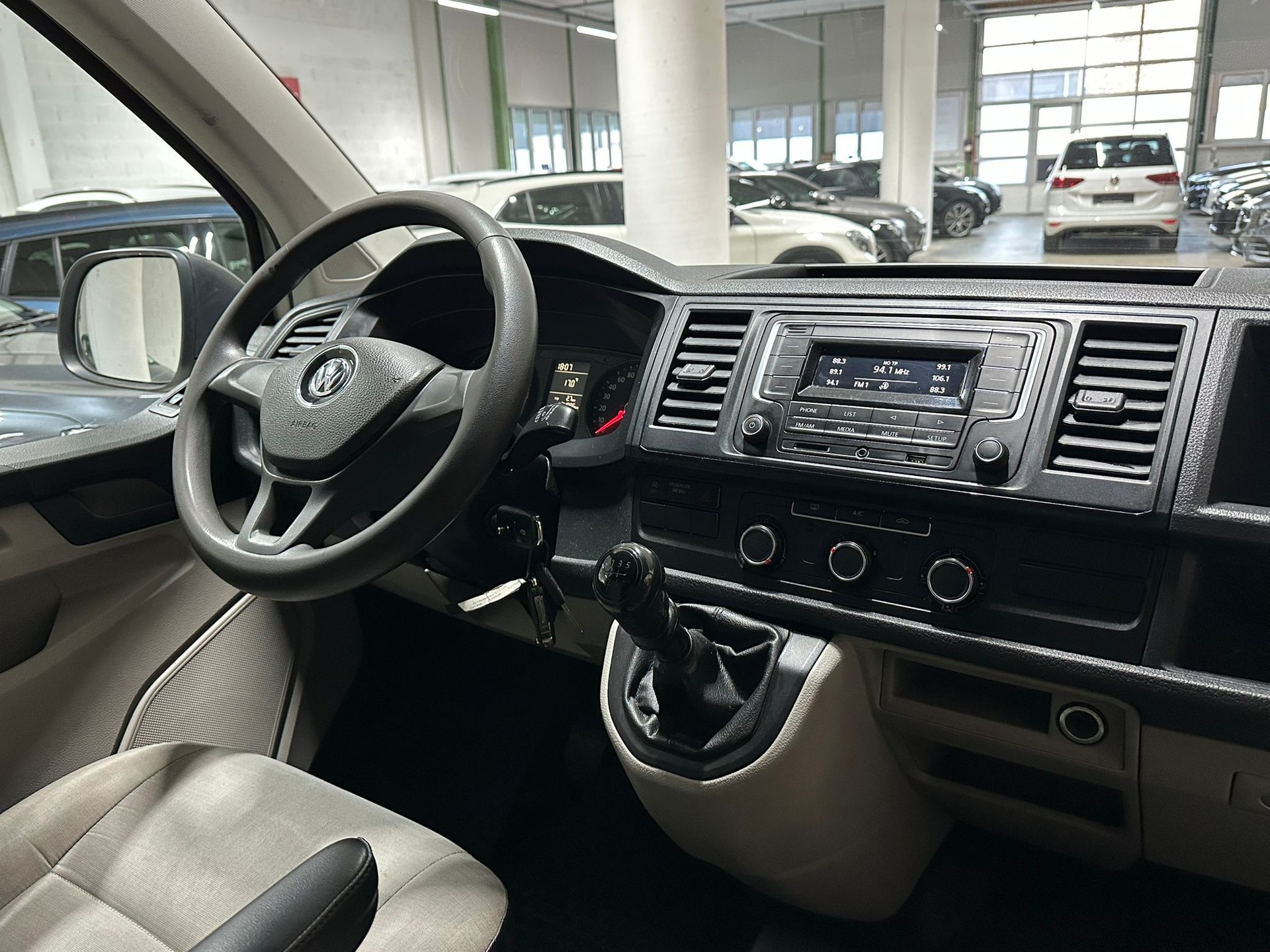 VW T6 2.0 TDI Euro 5-image-11