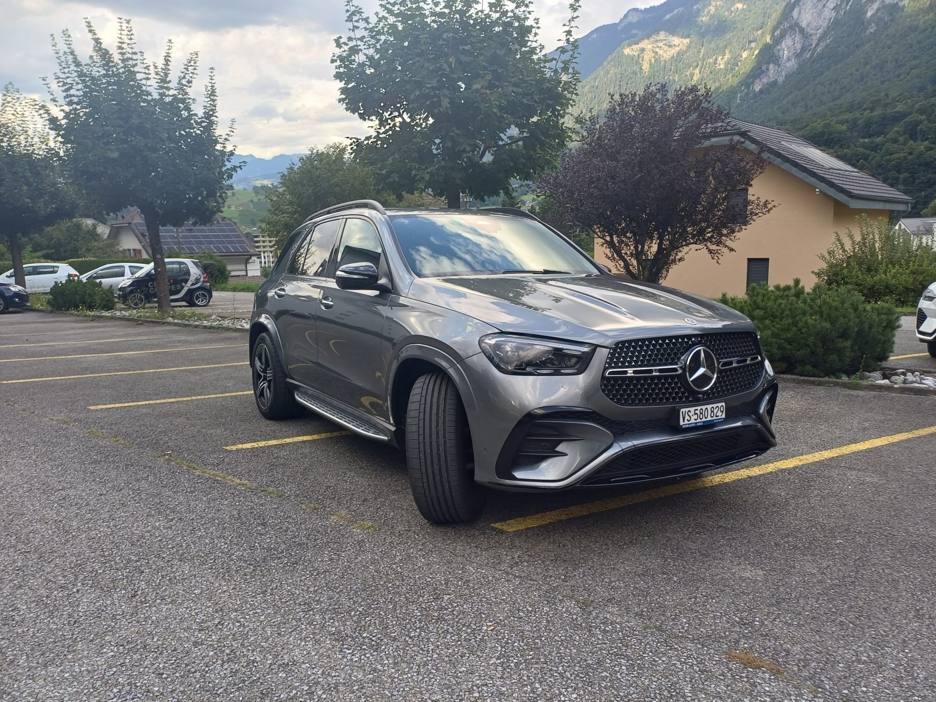 MERCEDES-BENZ GLE 300 d 4Matic 9G-Tronic-image-3