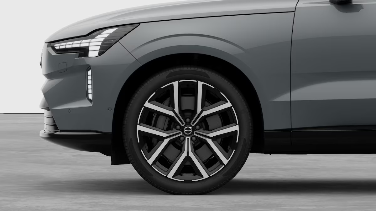 VOLVO EX90 Twin Performance Ultra AWD-image-7