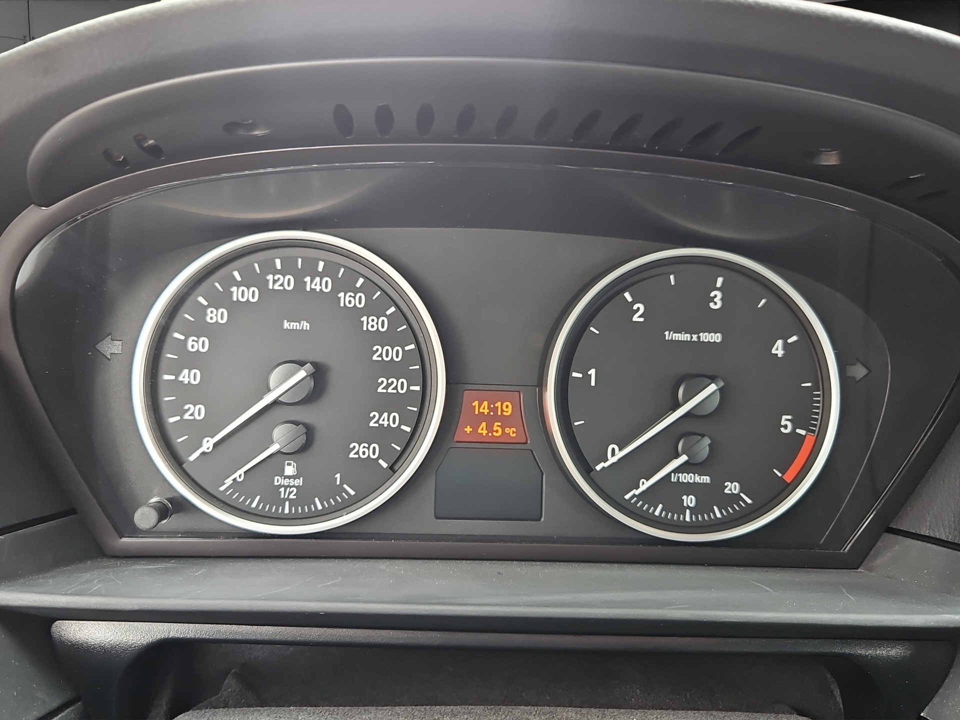 BMW 525d Touring Steptronic-image-14