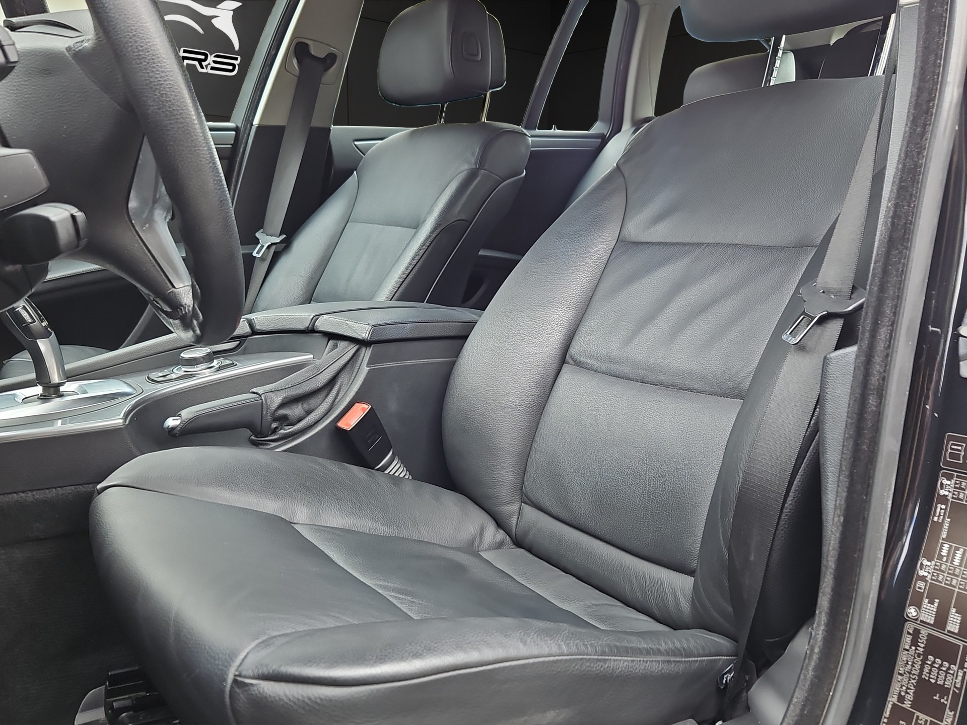 BMW 525d Touring Steptronic-image-12