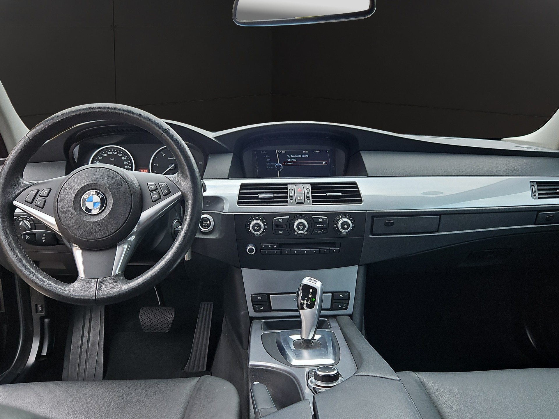 BMW 525d Touring Steptronic-image-17