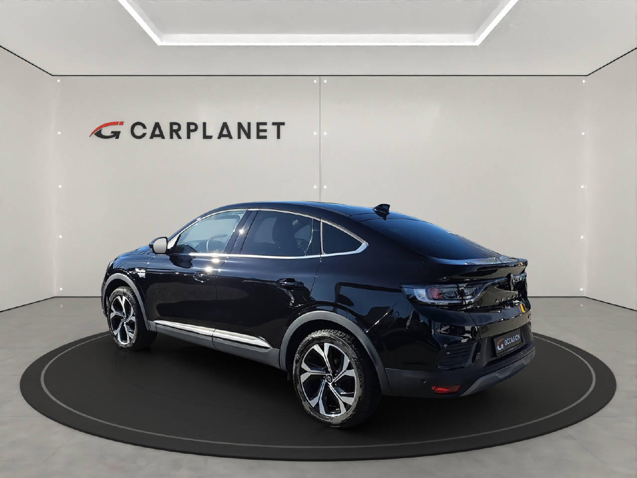 RENAULT Arkana 1.6 E-Tech techno-showroom-element-3
