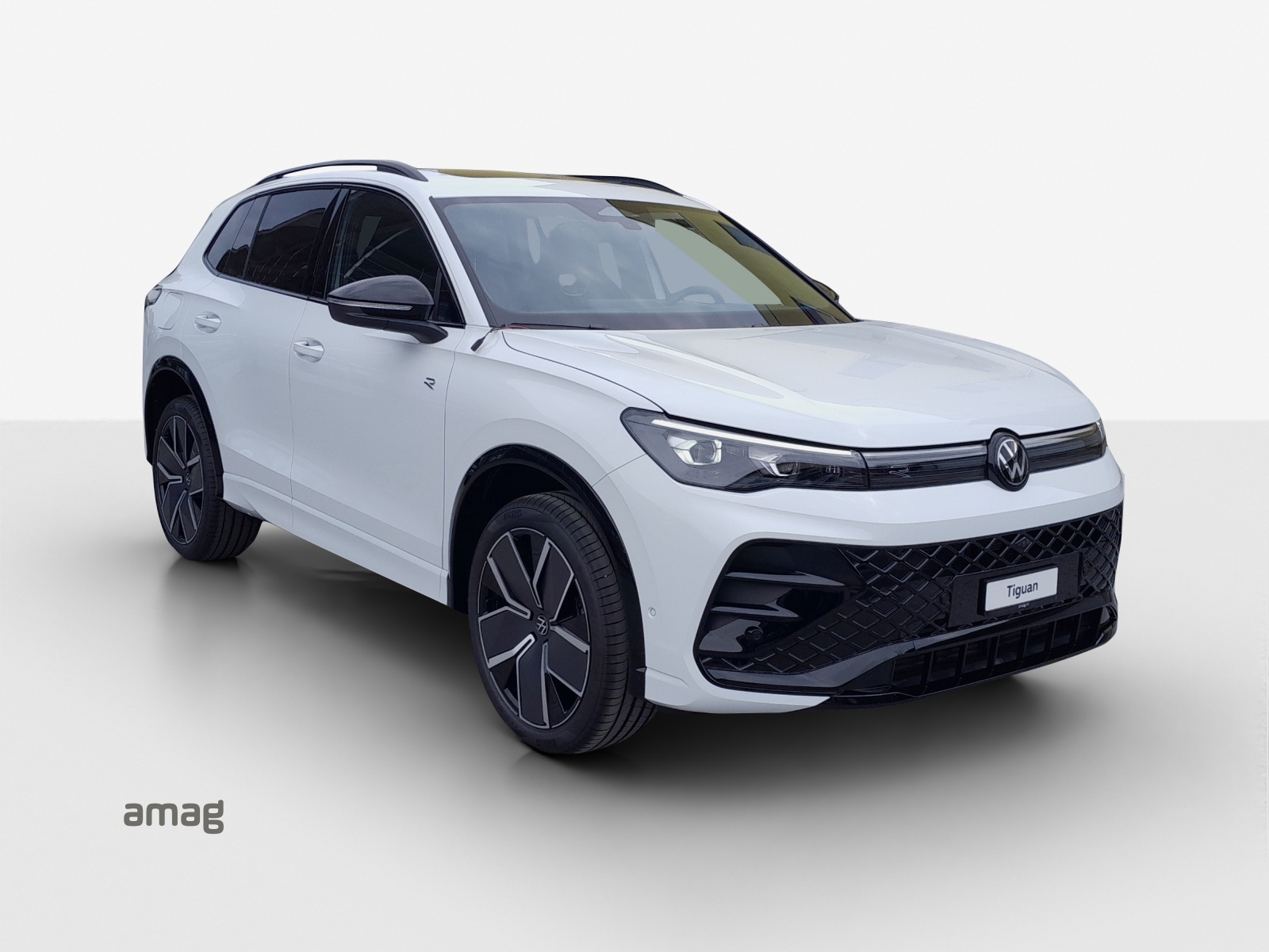 VW Tiguan 2.0 TDI SCR R-Line 4Motion DSG-image-5