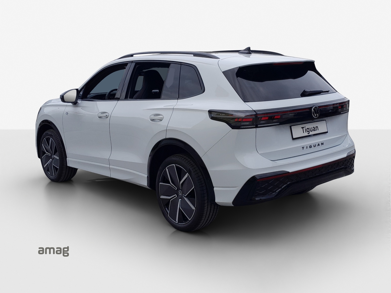 VW Tiguan 2.0 TDI SCR R-Line 4Motion DSG-image-2