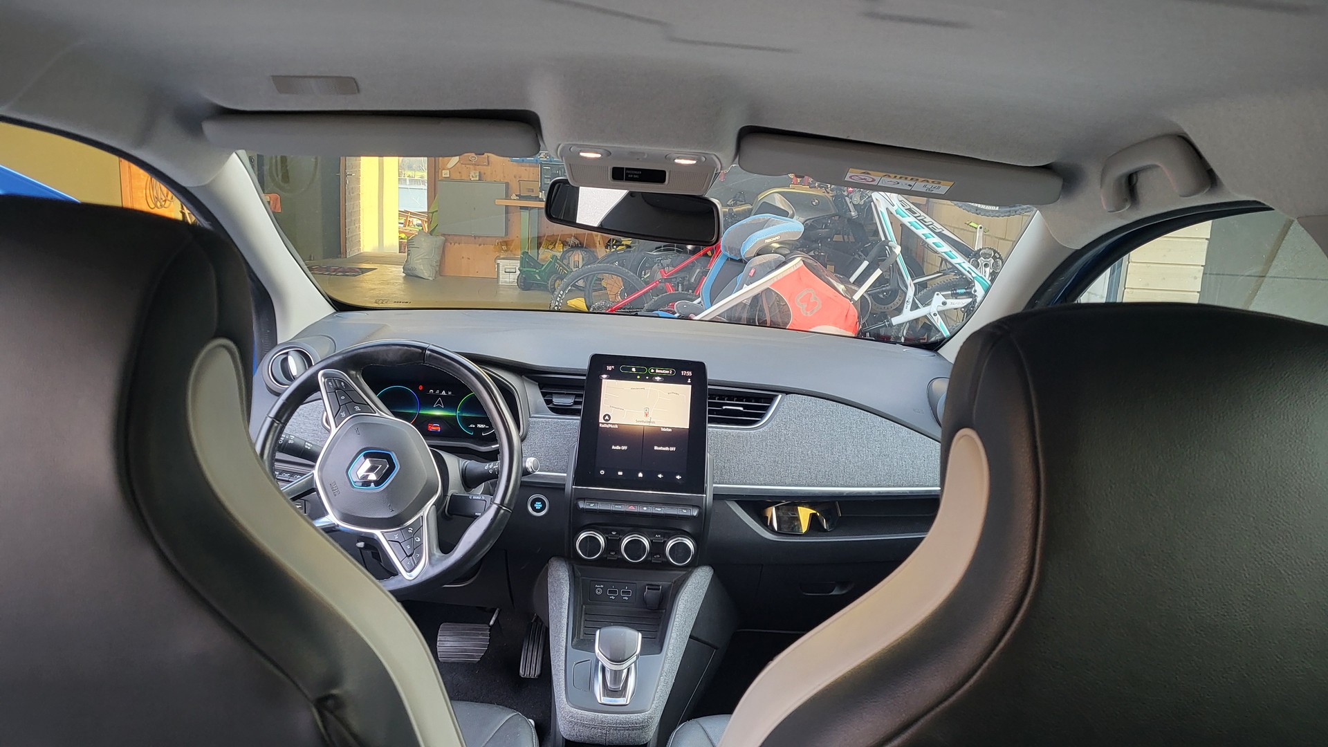 RENAULT Zoe Intens R135 (Batterie Miete)-image-5