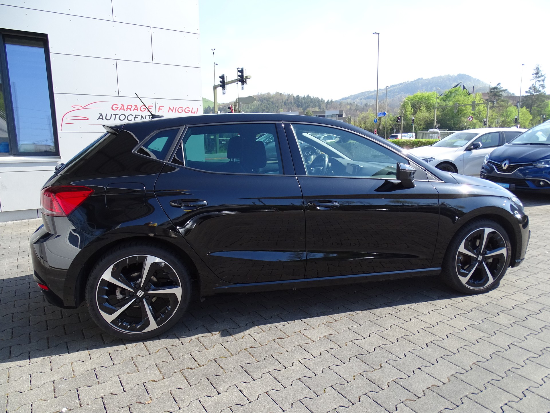 SEAT Ibiza 1.0 EcoTSI FR DSG-image-5