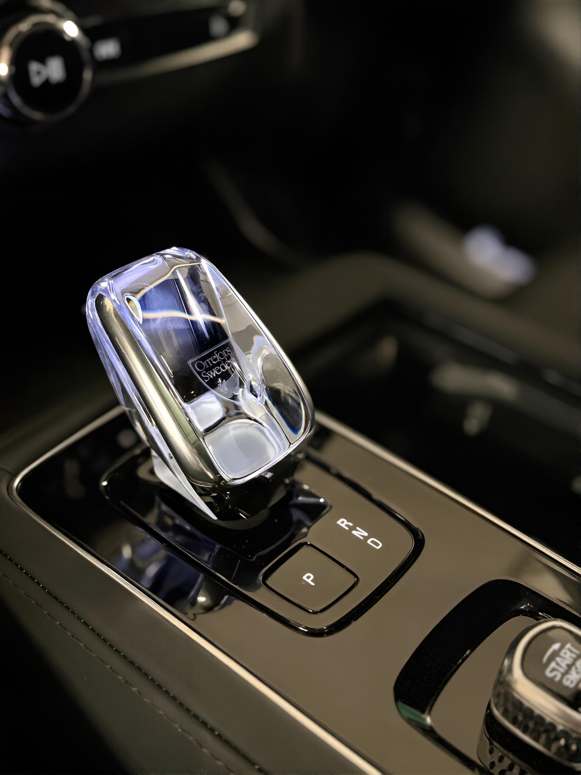 VOLVO XC90 T8 eAWD PluginHybrid Black Edition Geartronic-image-10