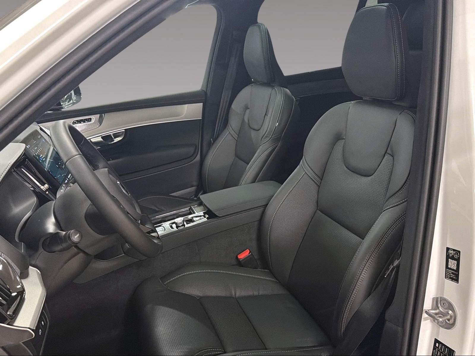 VOLVO XC90 T8 eAWD PluginHybrid Black Edition Geartronic-image-6