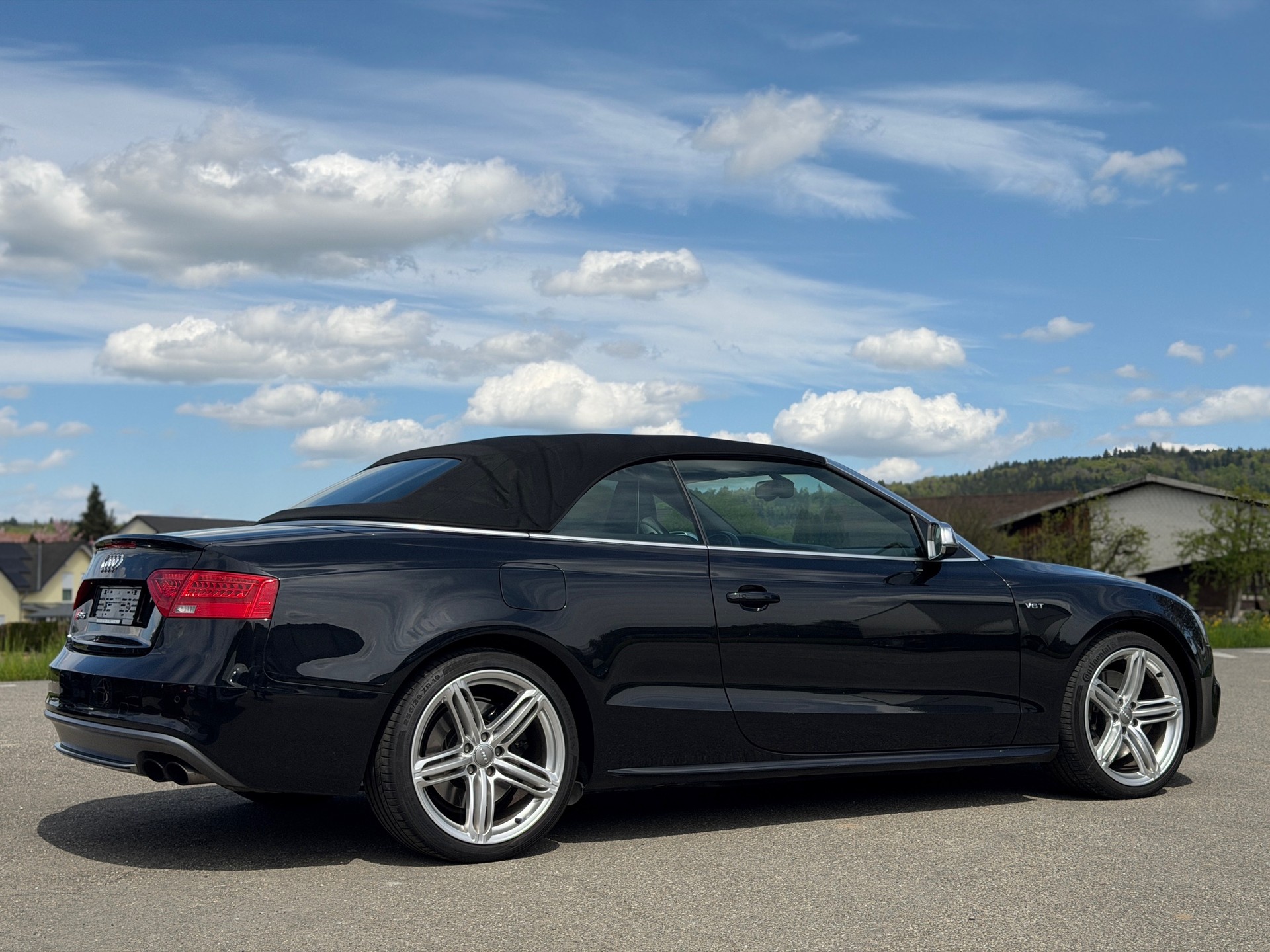 AUDI S5 Cabrio 3.0 TFSI quattro S-tronic-image-12