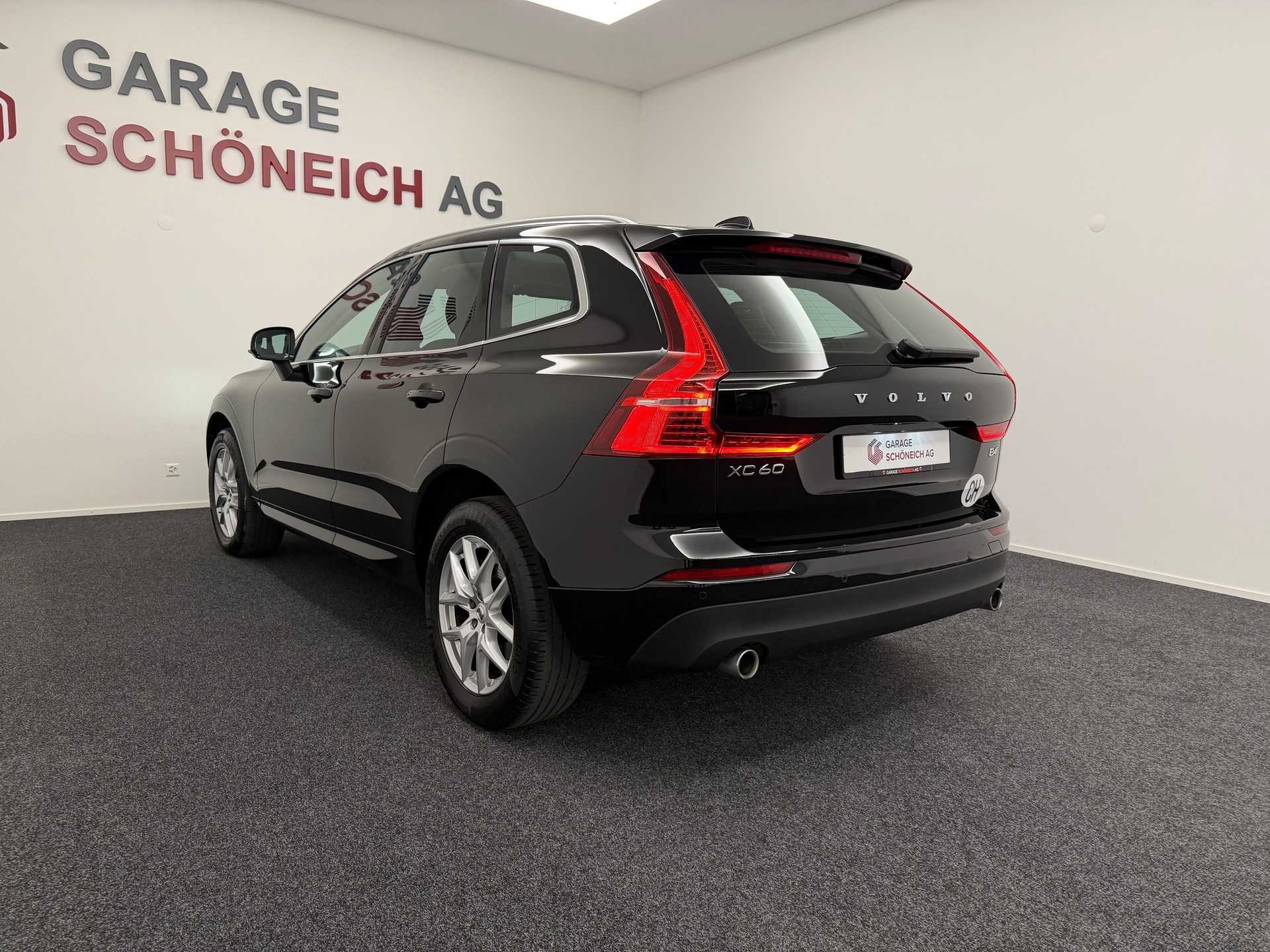 VOLVO XC60 2.0 B4 MH Momentum AWD-image-6