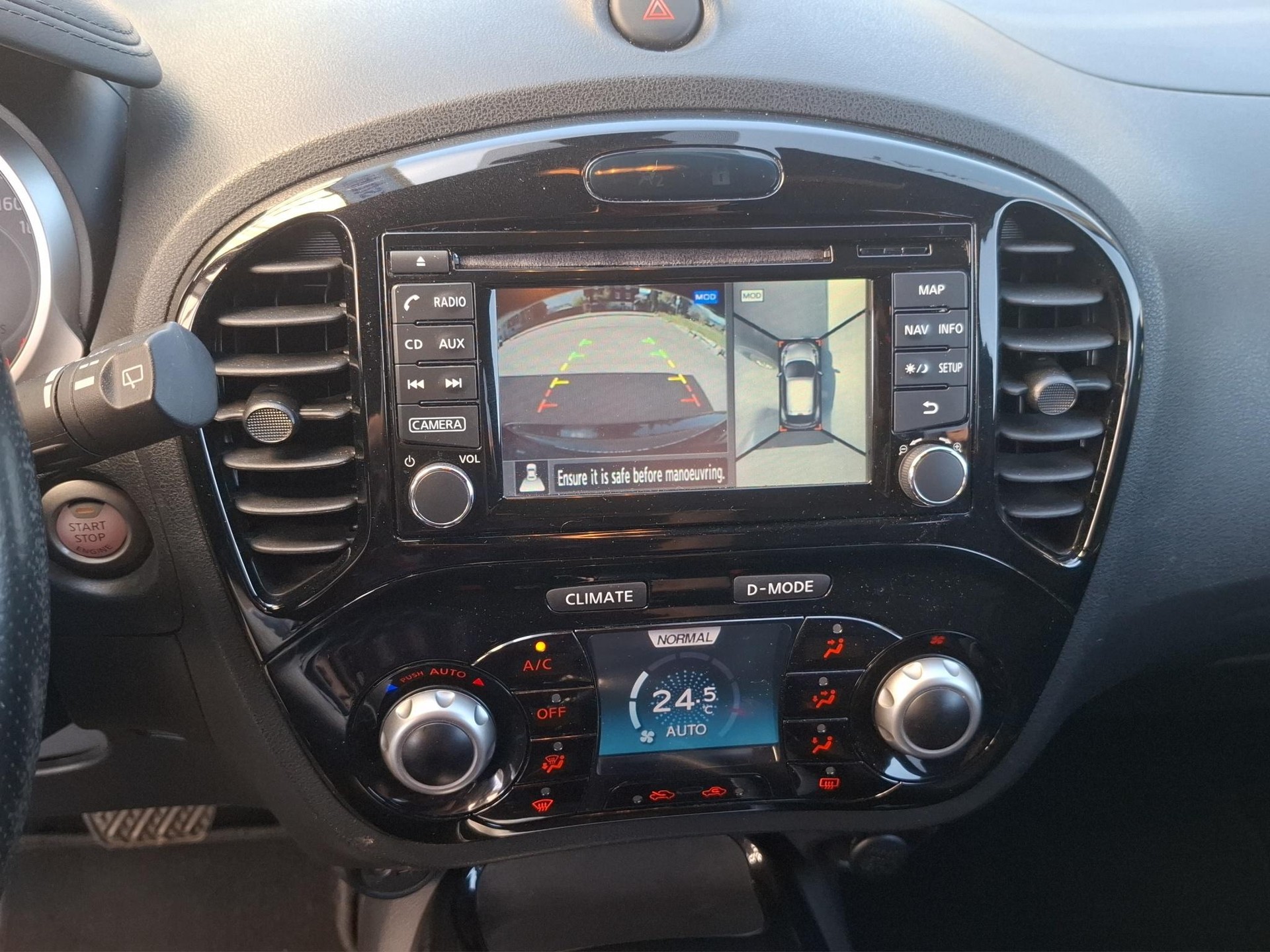 NISSAN Juke 1.6 16V Tekna-image-4