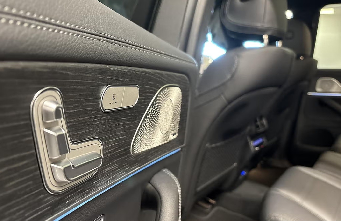 MERCEDES-BENZ GLS 450 d 4Matic 9G-Tronic-image-15