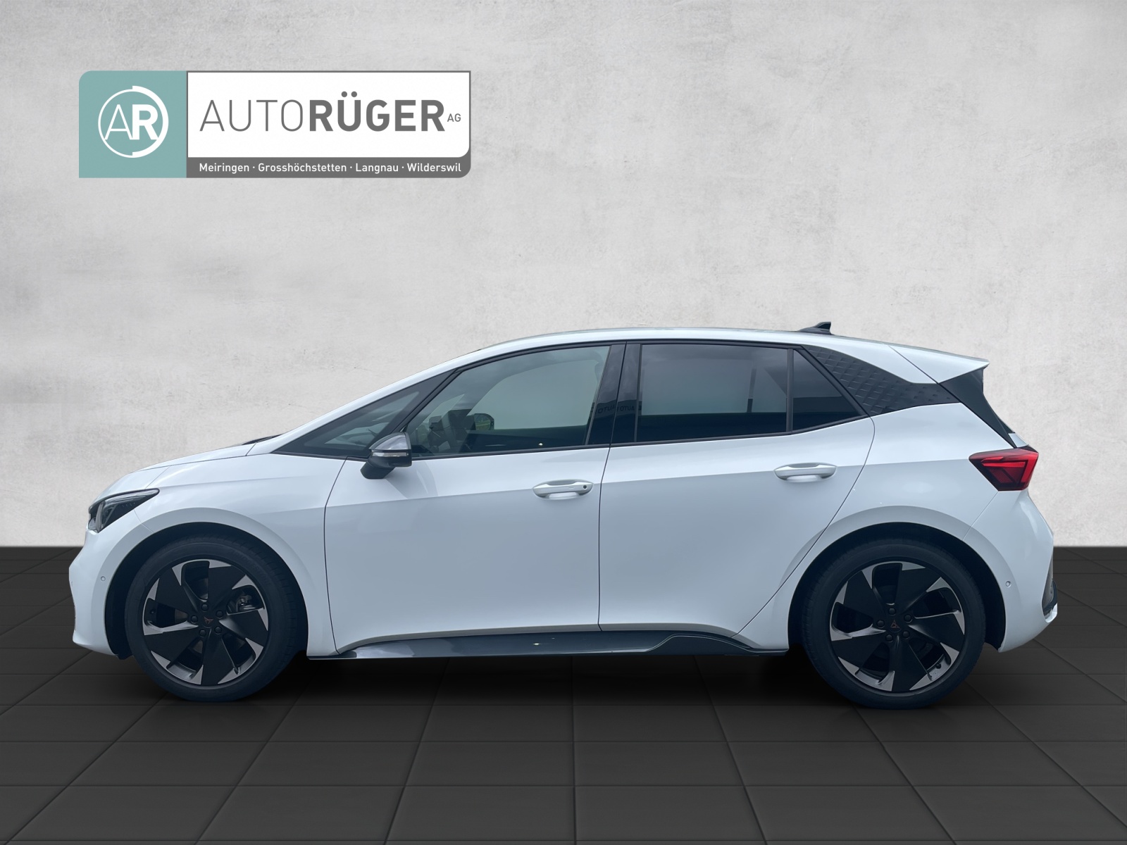 CUPRA Born 59 kWh Edge-image-2