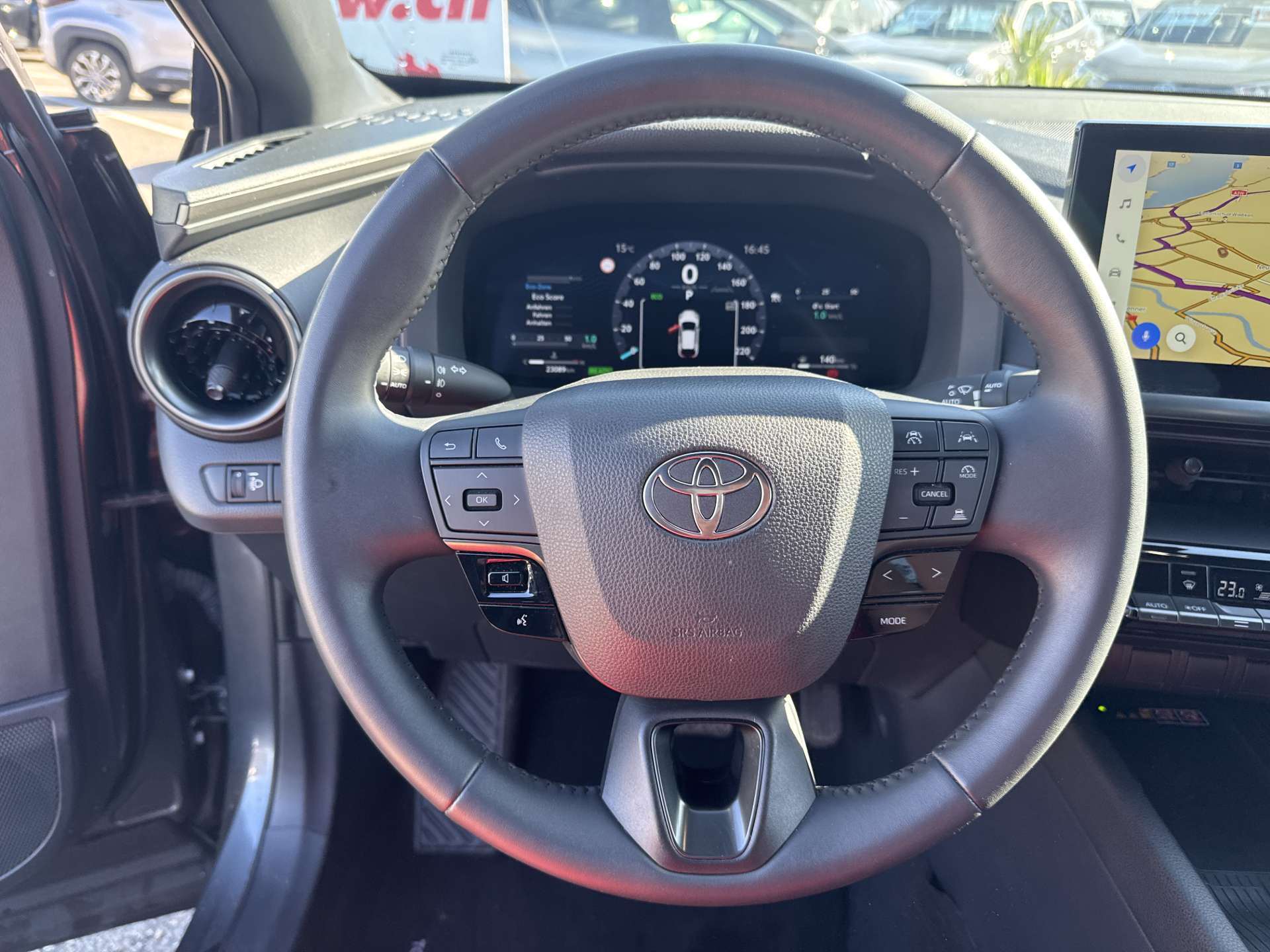 TOYOTA C-HR 1.8 HSD Trend CVT-Automat-image-15