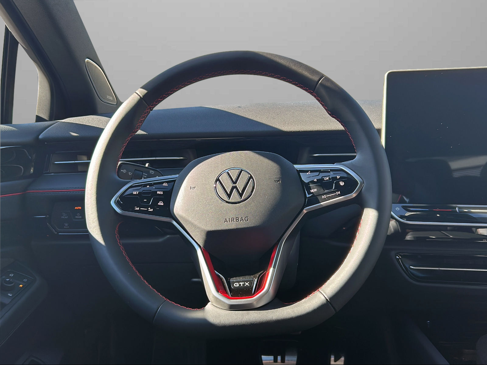 VW VW ID.7 Tourer GTX-image-13