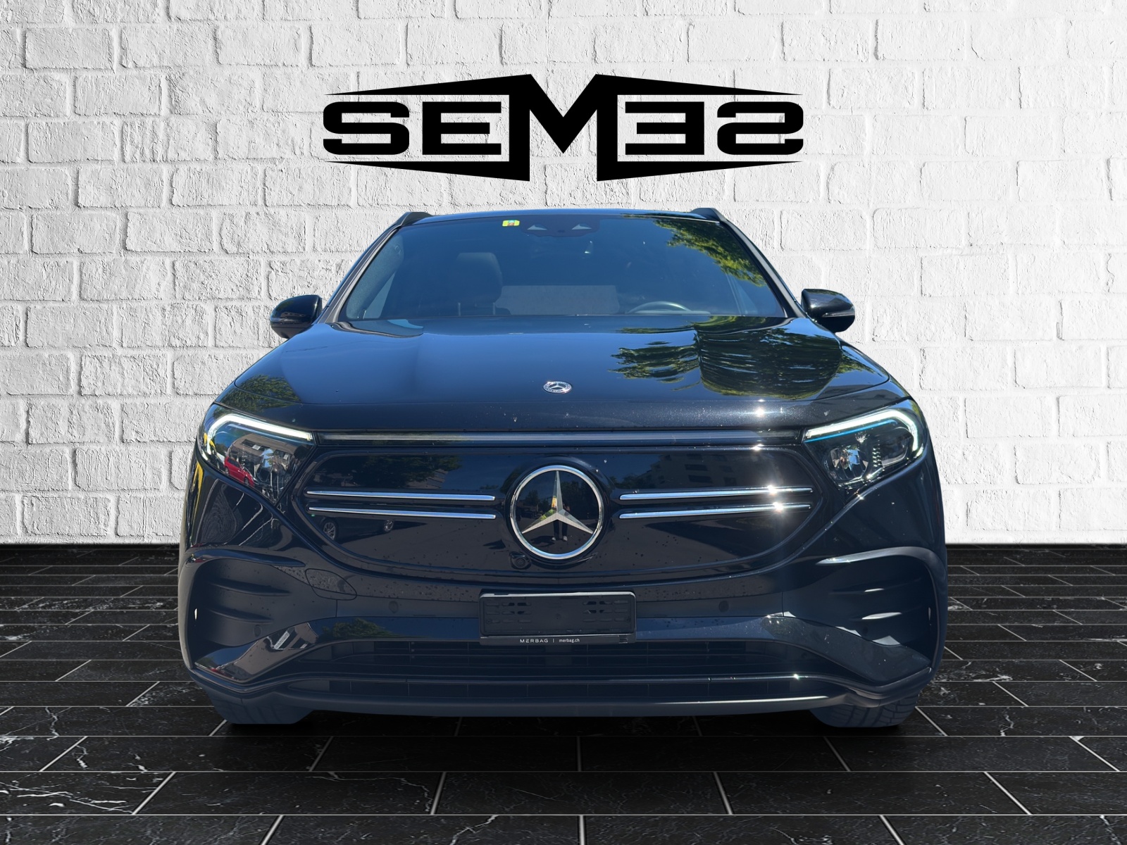 MERCEDES-BENZ EQA 350 AMG Line 4Matic-image-7