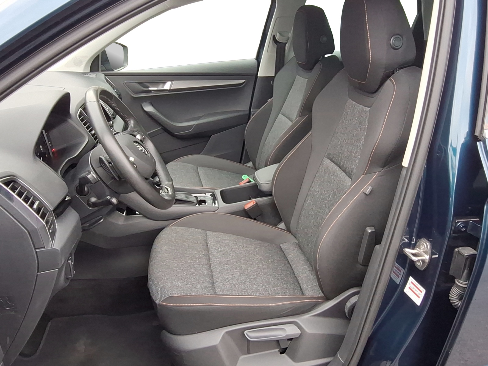 SKODA Karoq 2.0 TDI Clever 4x4 DSG-image-4