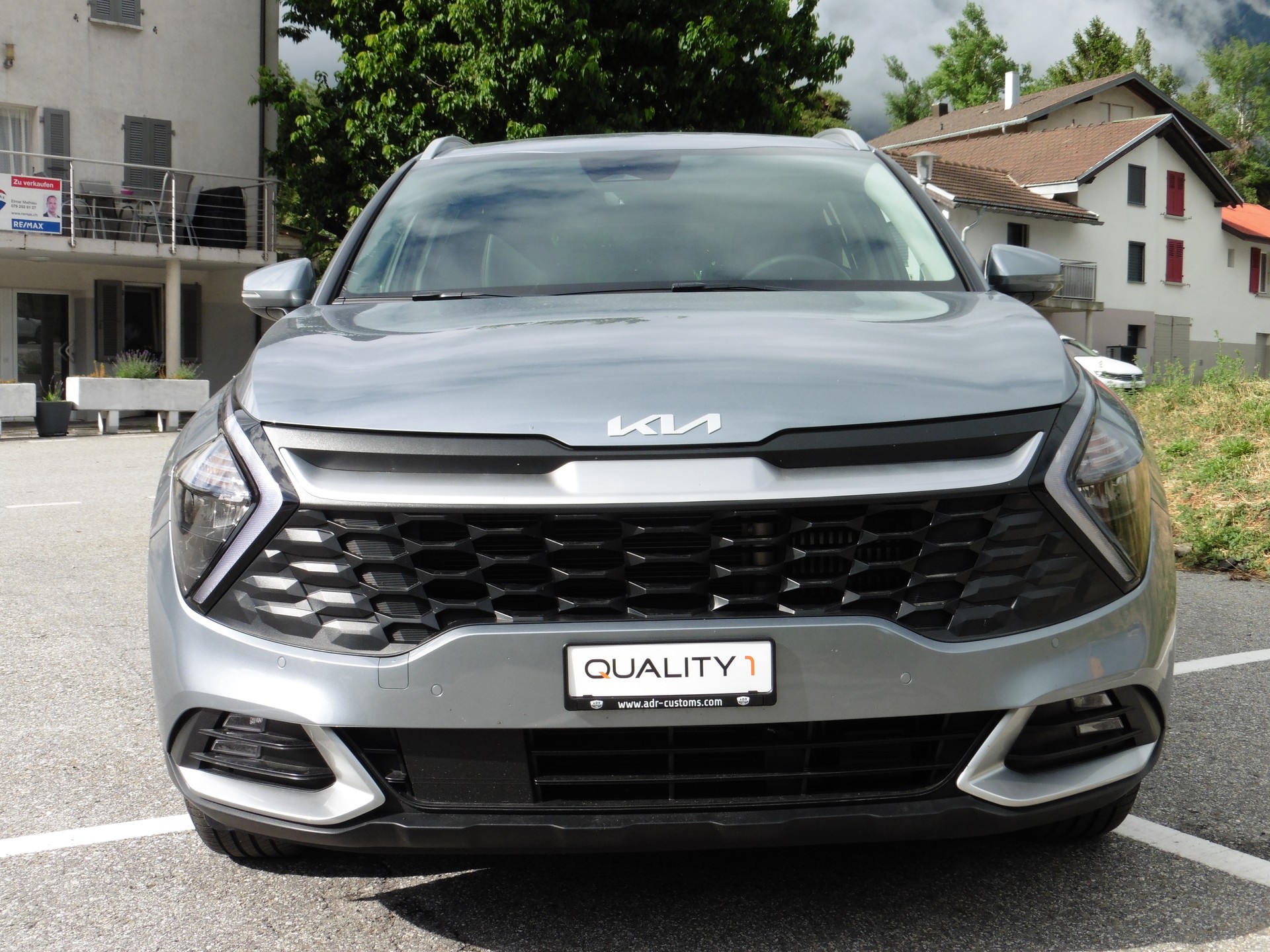 KIA Sportage 1.6T-GDi HEV Style 4x4 A-showroom-element-3