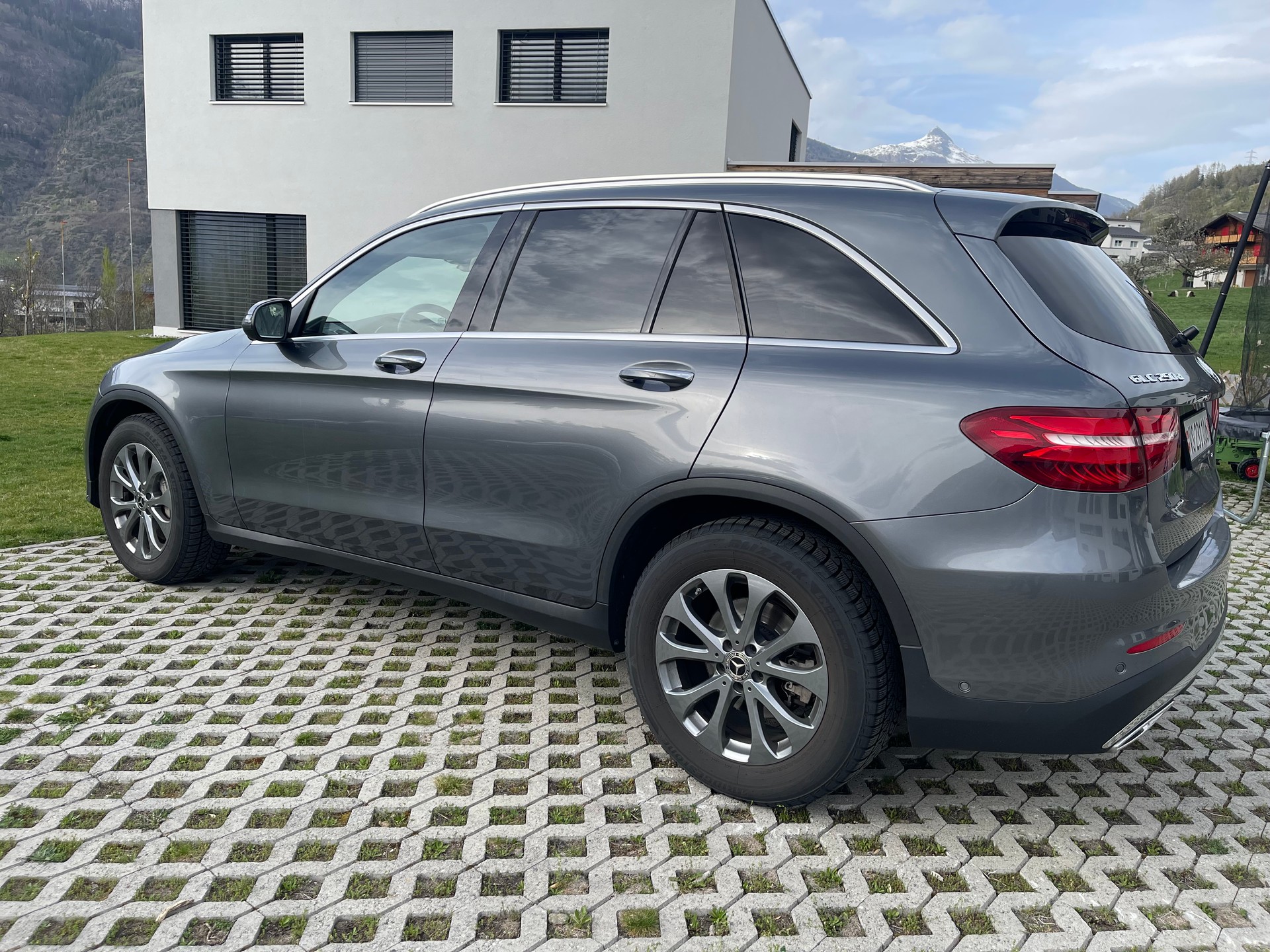 MERCEDES-BENZ GLC 250 d AMG Line 4m 9G-Tronic-image-7