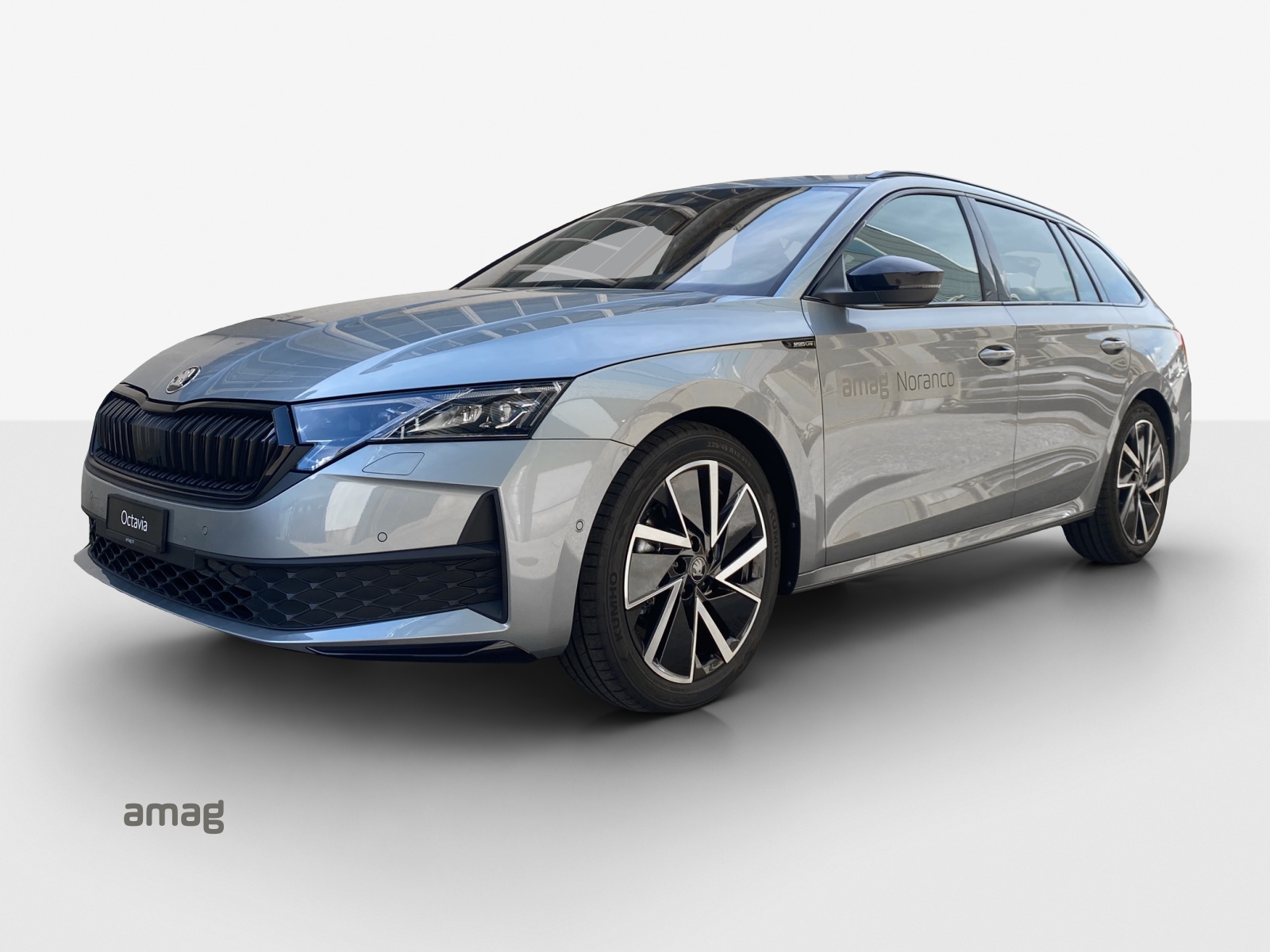SKODA Octavia Combi 1.5 TSI mHEV DSG Sport Line-image-0