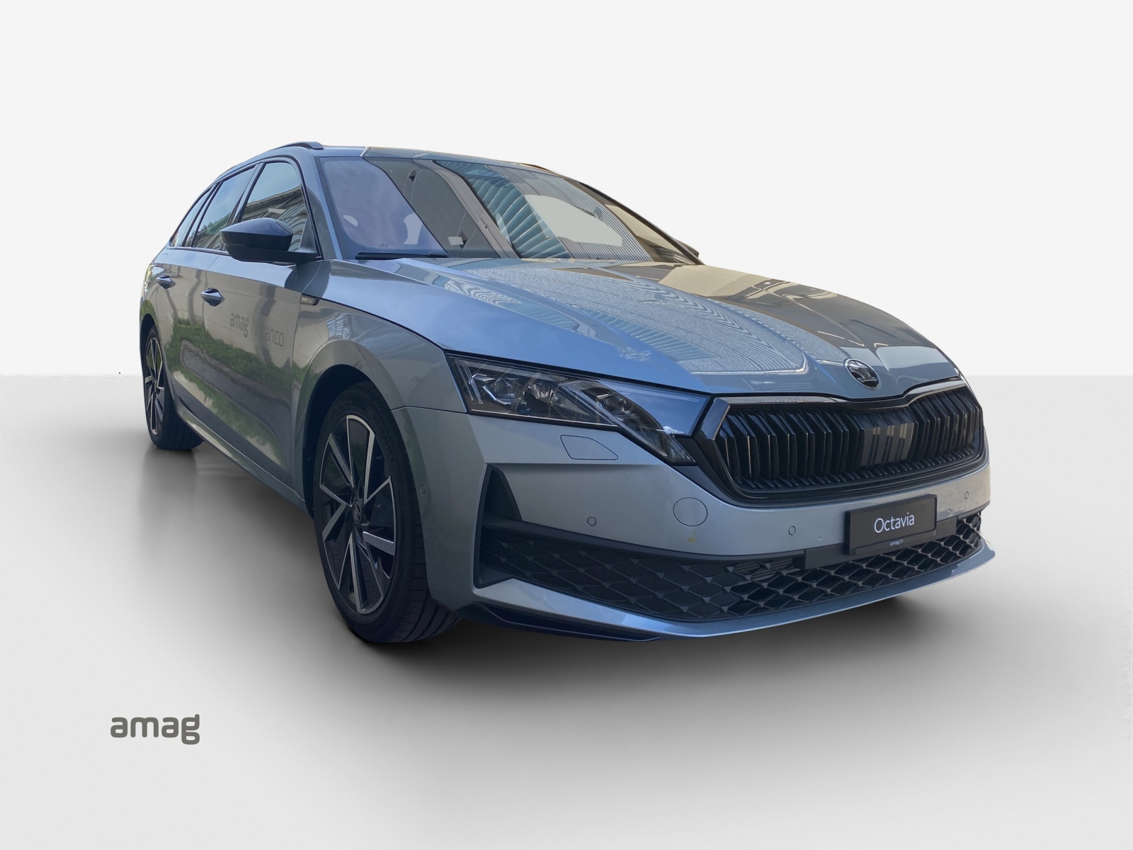 SKODA Octavia Combi 1.5 TSI mHEV DSG Sport Line-image-5