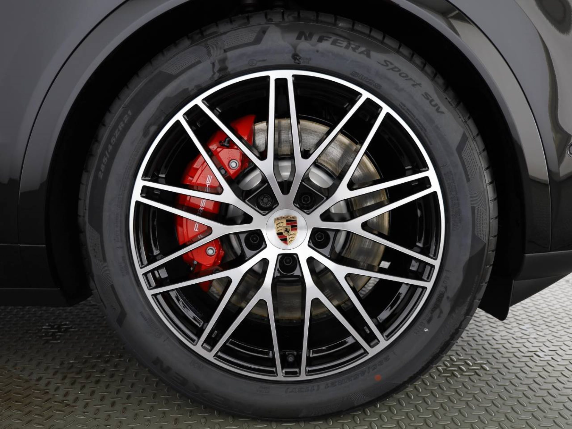 PORSCHE Cayenne S E-Hybrid Coupé-image-5