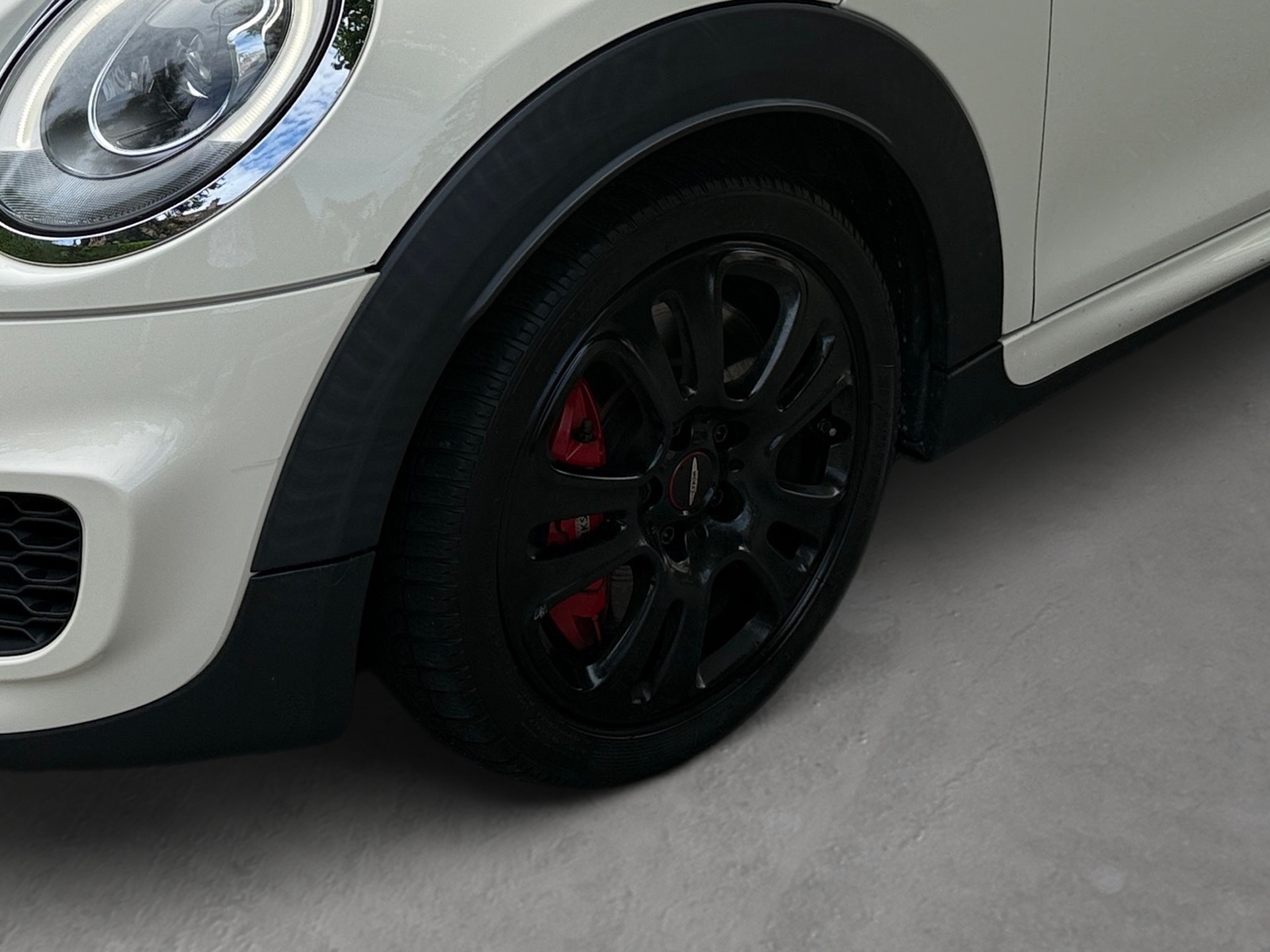 MINI Cooper John Cooper Works-image-5