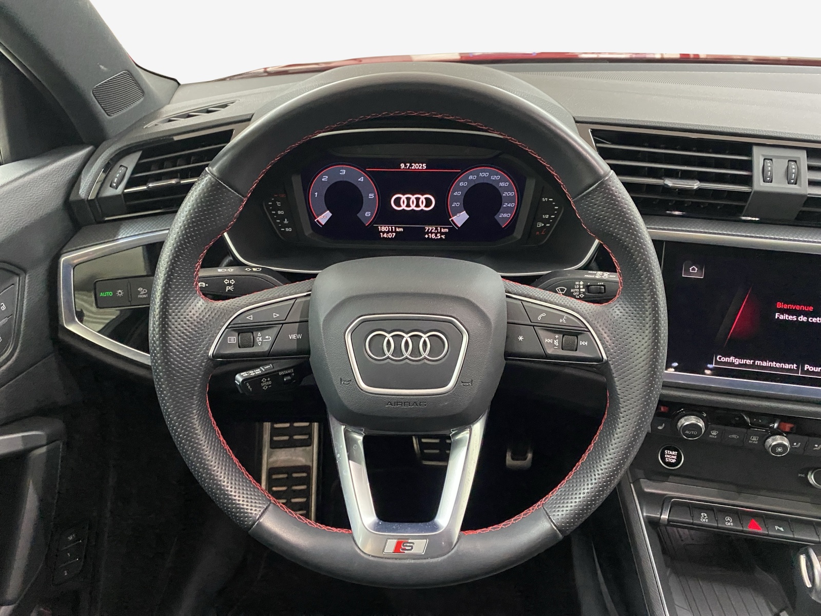 AUDI Q3 35 TDI S line Attraction quattro S-tronic-image-9