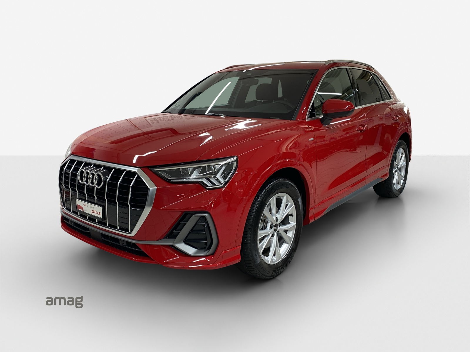 AUDI Q3 35 TDI S line Attraction quattro S-tronic-image-0