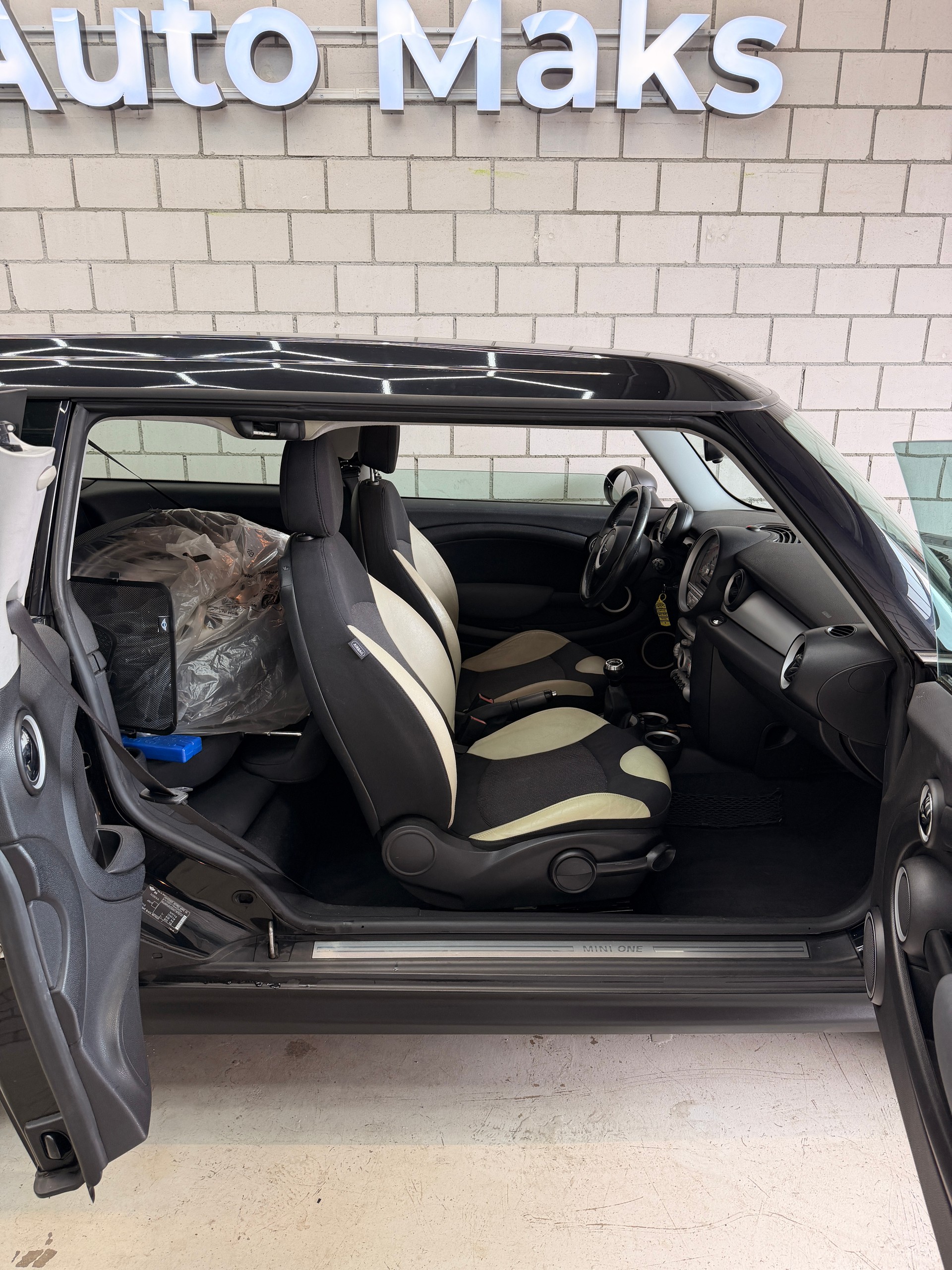MINI Clubman One-image-7
