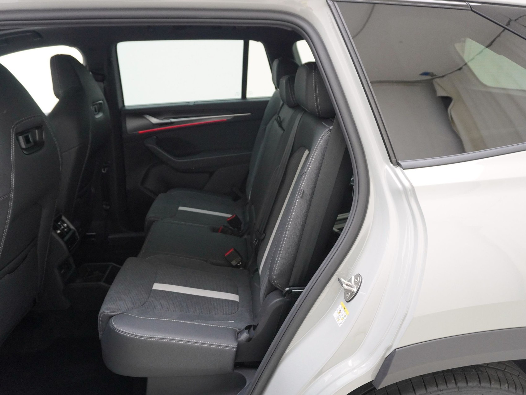 SKODA Kodiaq 2.0 TDI Sportline-image-14
