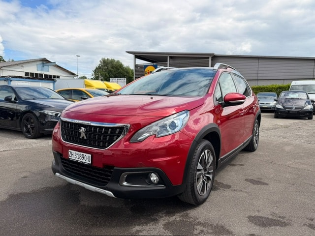 PEUGEOT 2008 1.2 PureTech Style-image-0
