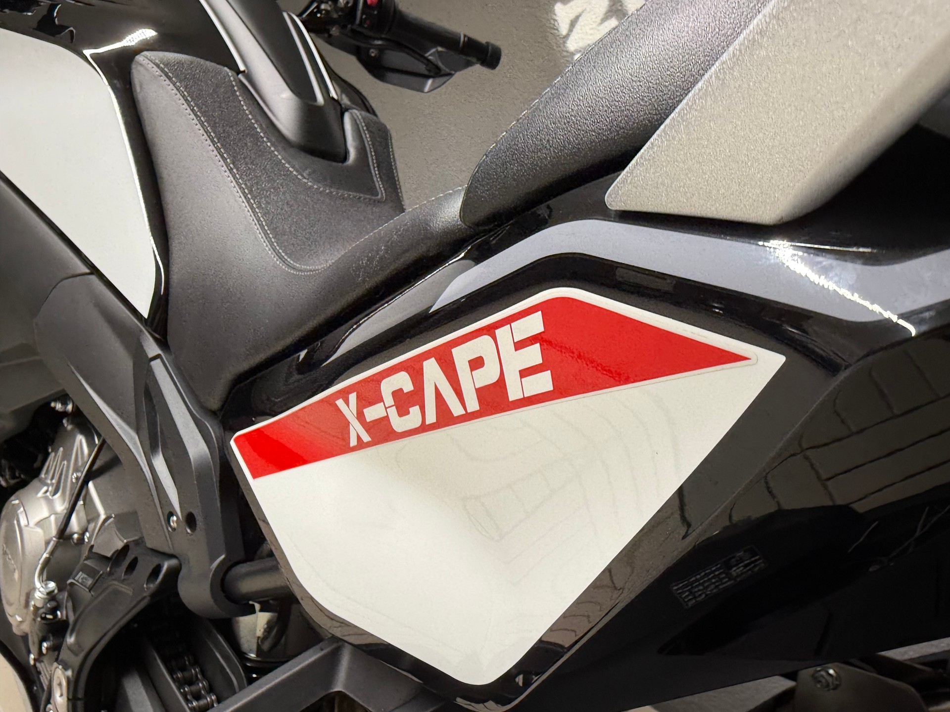 MOTO MORINI X-CAPE 1200-image-13