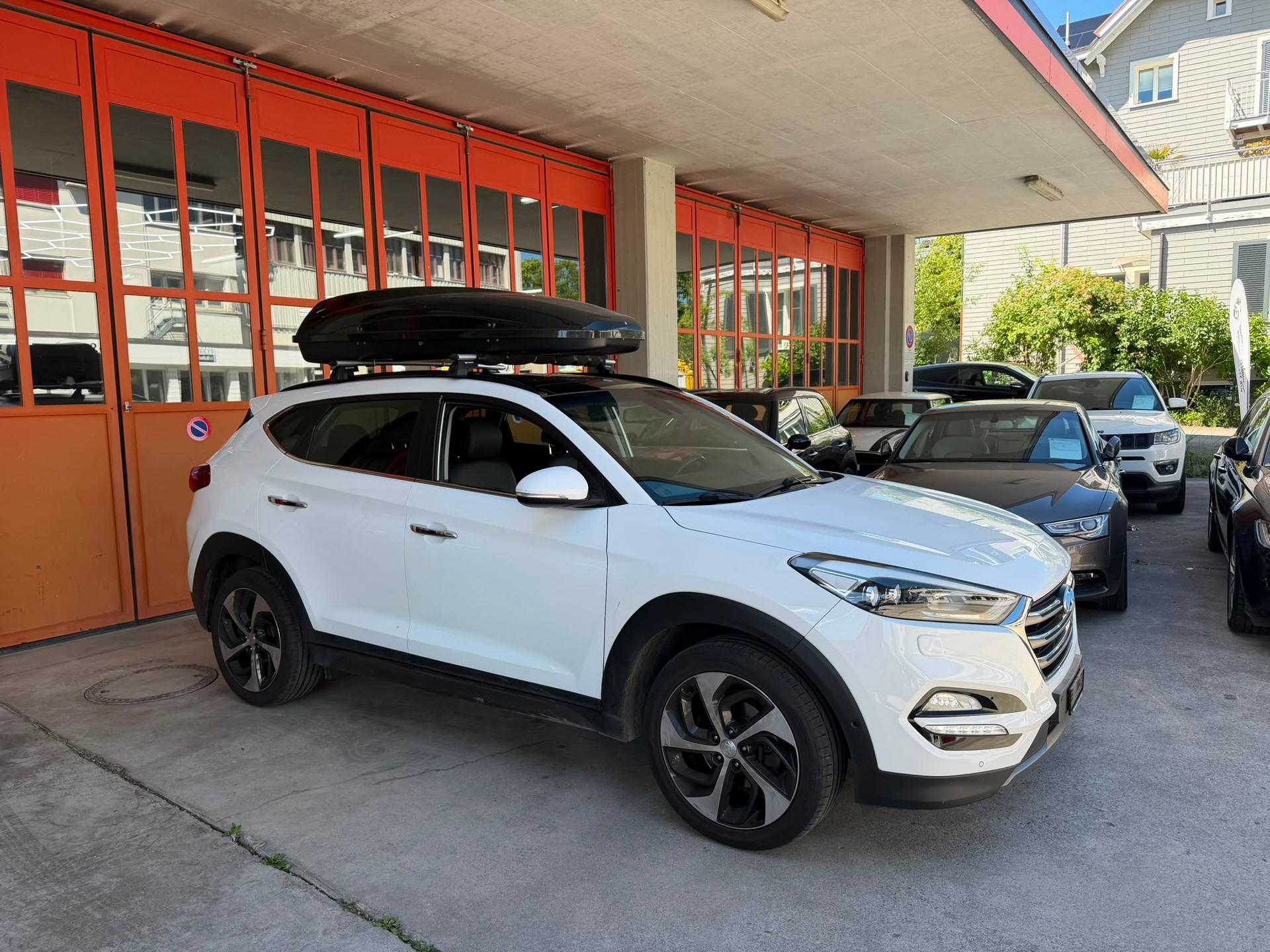 HYUNDAI Tucson 2.0 CRDI Launch Edition 4WD Automatic-image-17