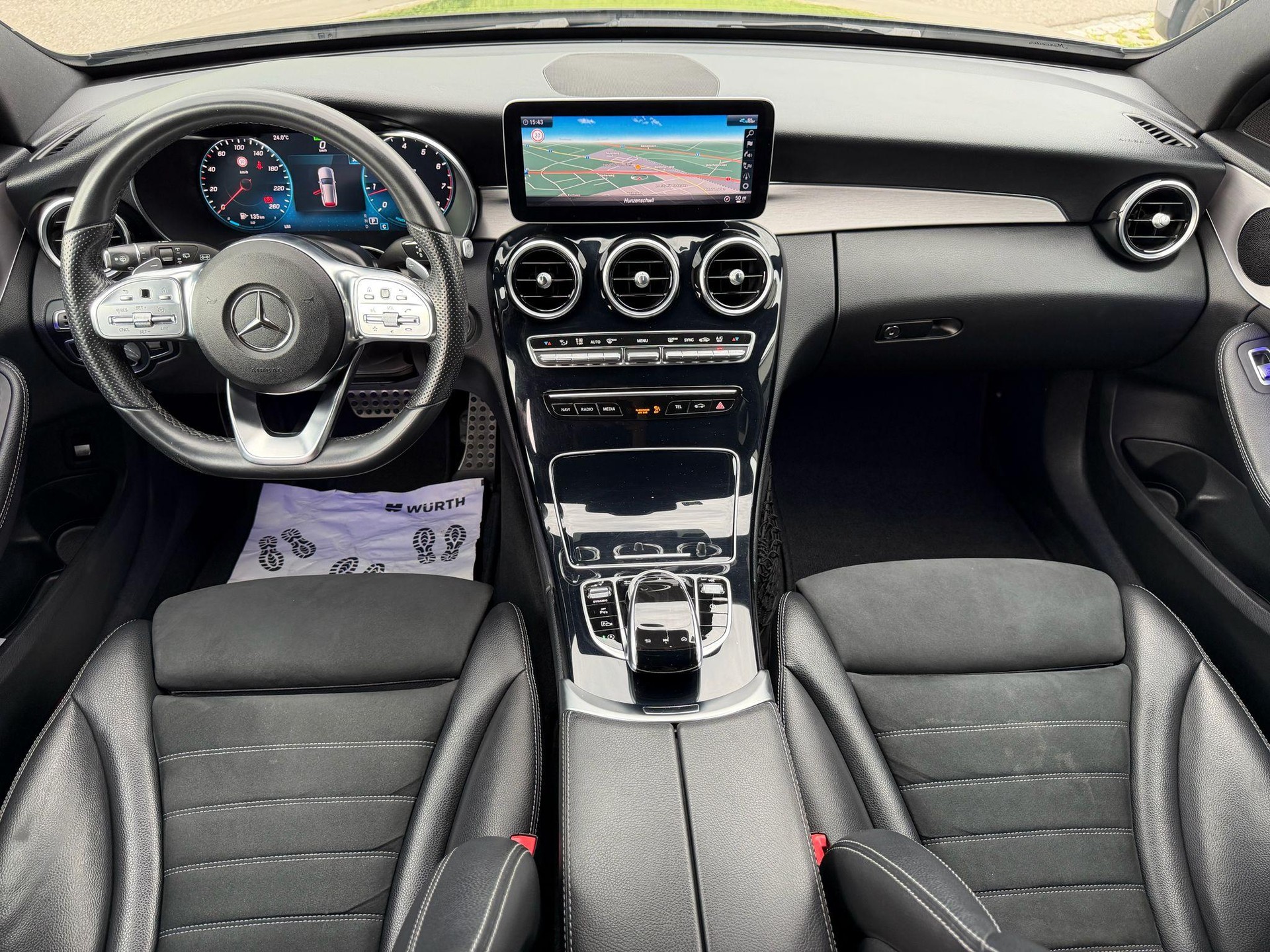 MERCEDES-BENZ C 200 Swiss Star AMG Line 4m Kombi-image-8