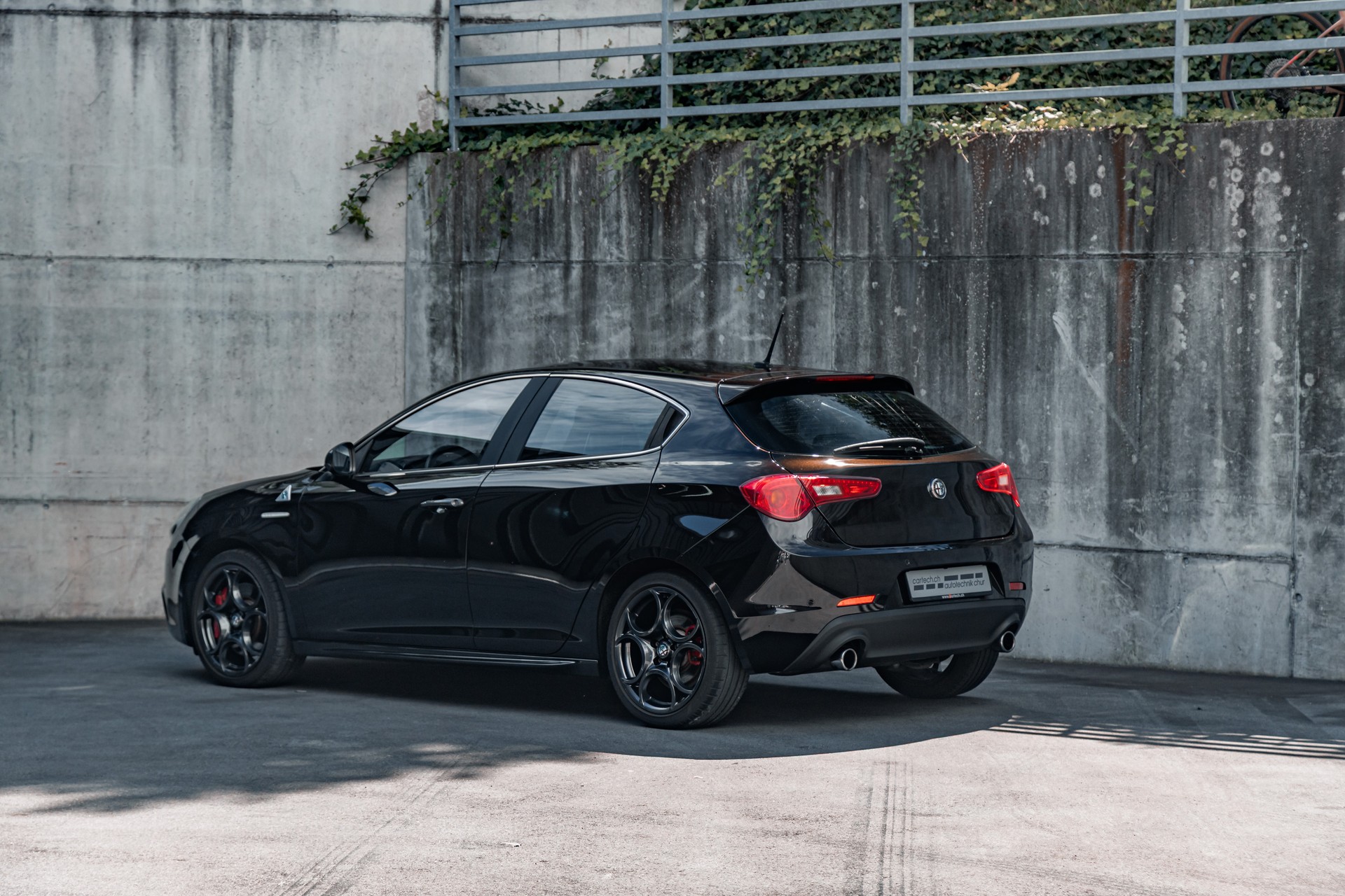 ALFA ROMEO Giulietta 1750 TBi Quadrifoglio Verde TCT-image-1