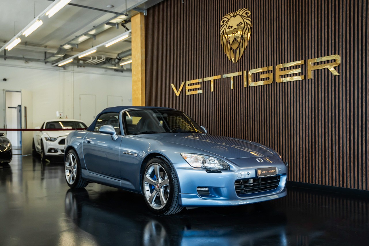 HONDA S2000-image-1