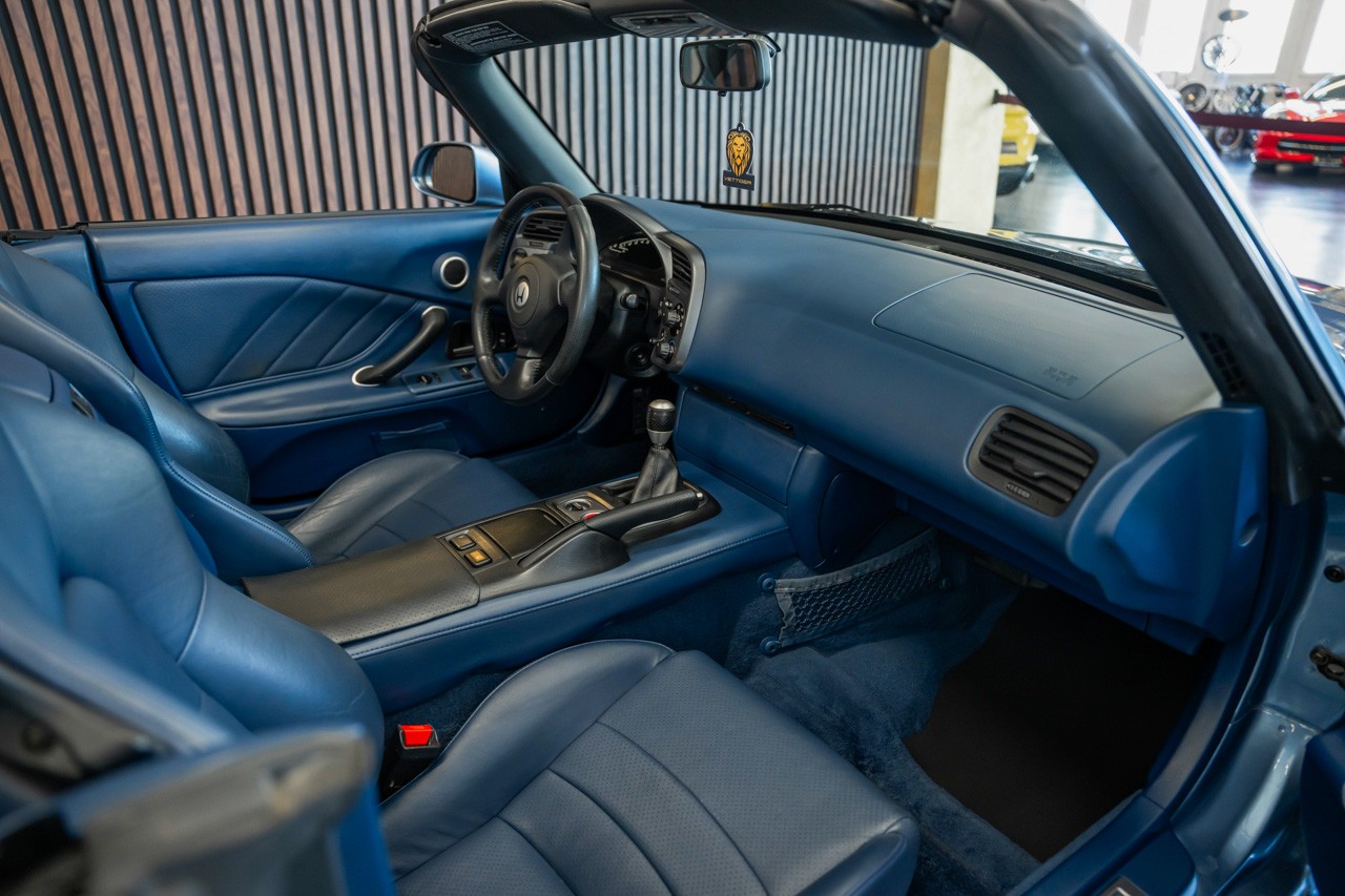 HONDA S2000-image-16