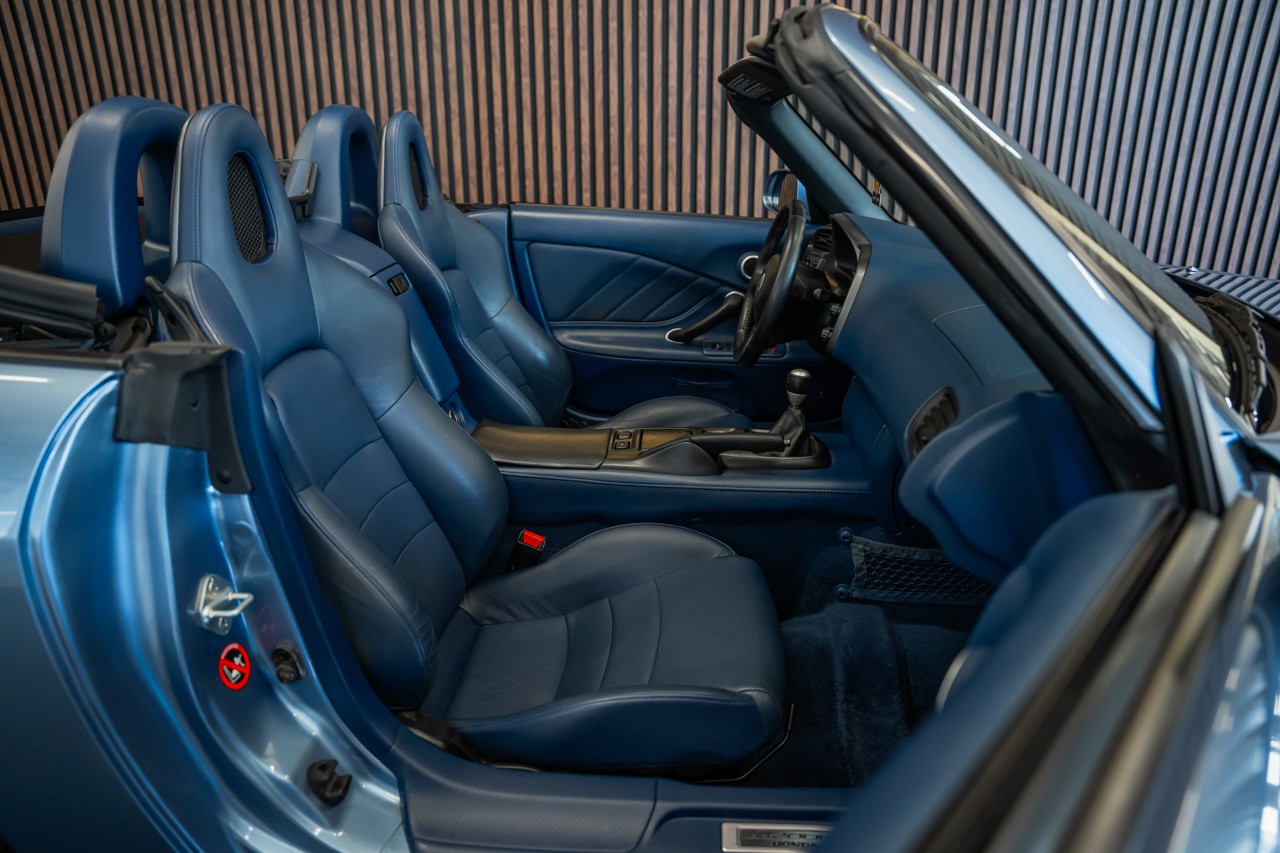 HONDA S2000-image-17