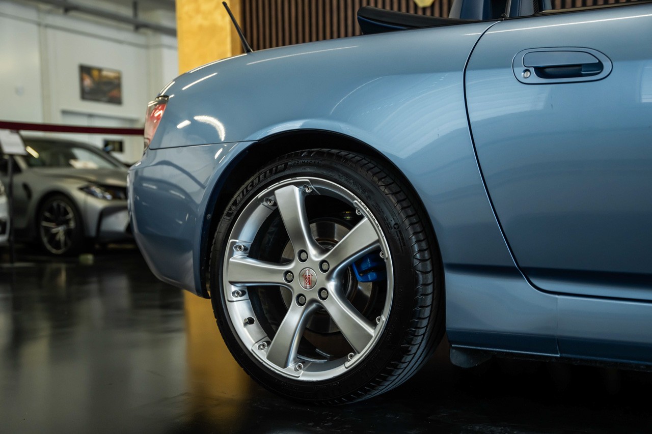 HONDA S2000-image-12