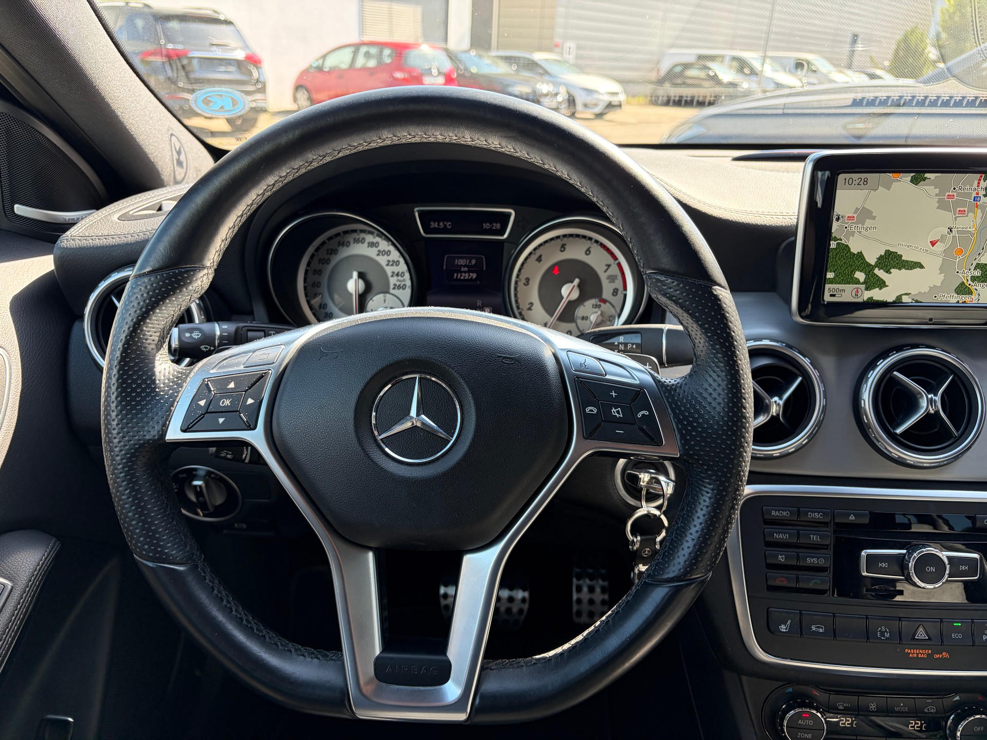 MERCEDES-BENZ GLA 250 AMG Line 4Matic 7G-DCT-image-9