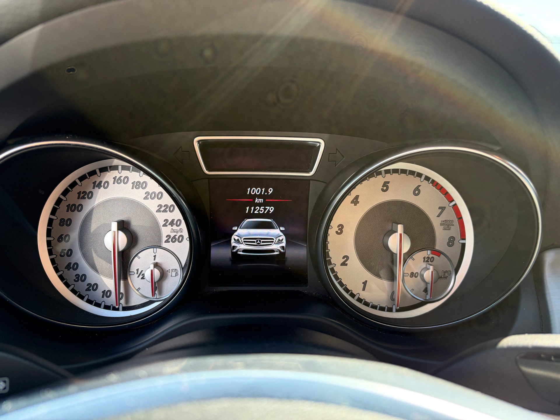 MERCEDES-BENZ GLA 250 AMG Line 4Matic 7G-DCT-image-10