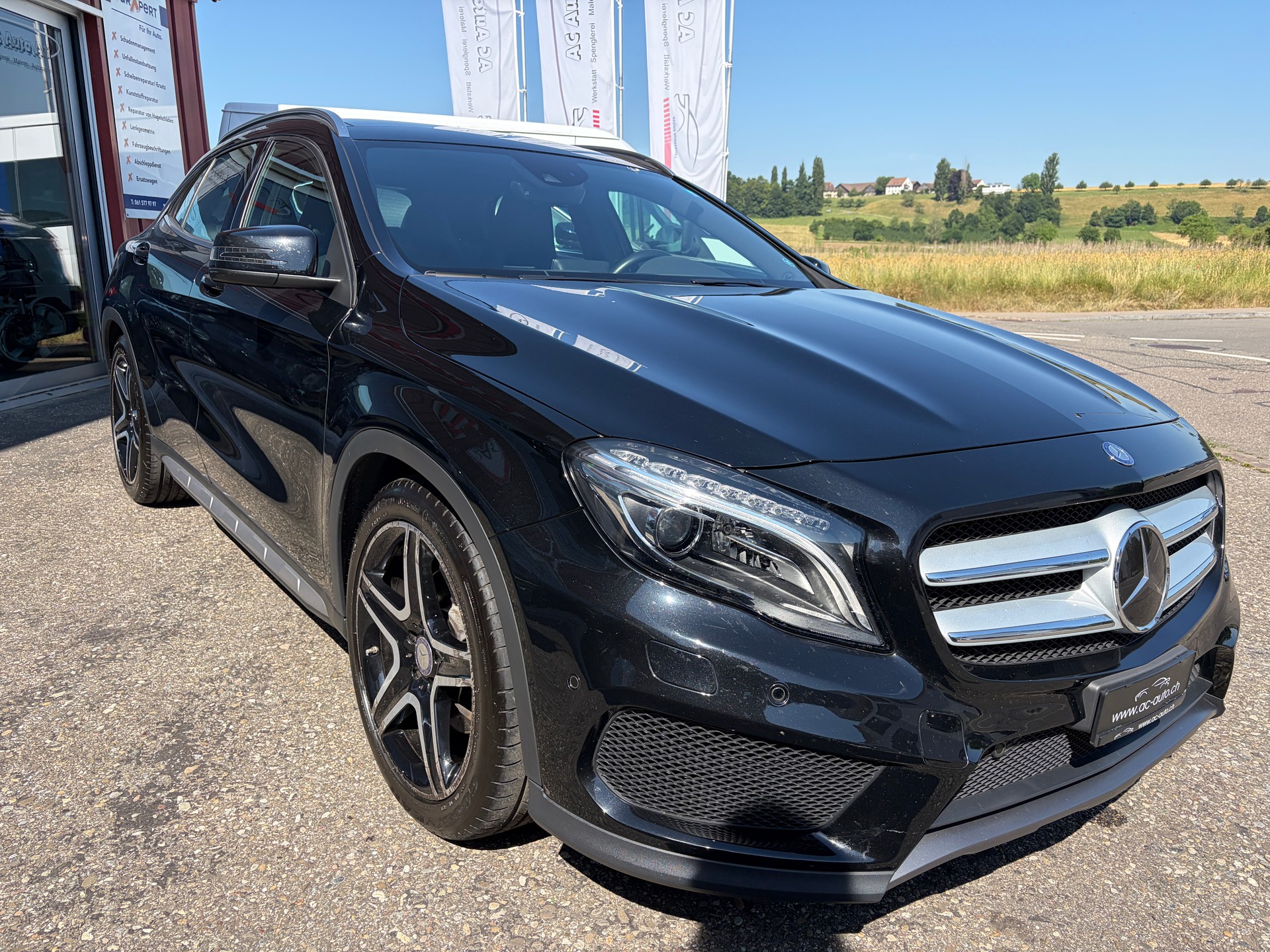 MERCEDES-BENZ GLA 250 AMG Line 4Matic 7G-DCT-image-6