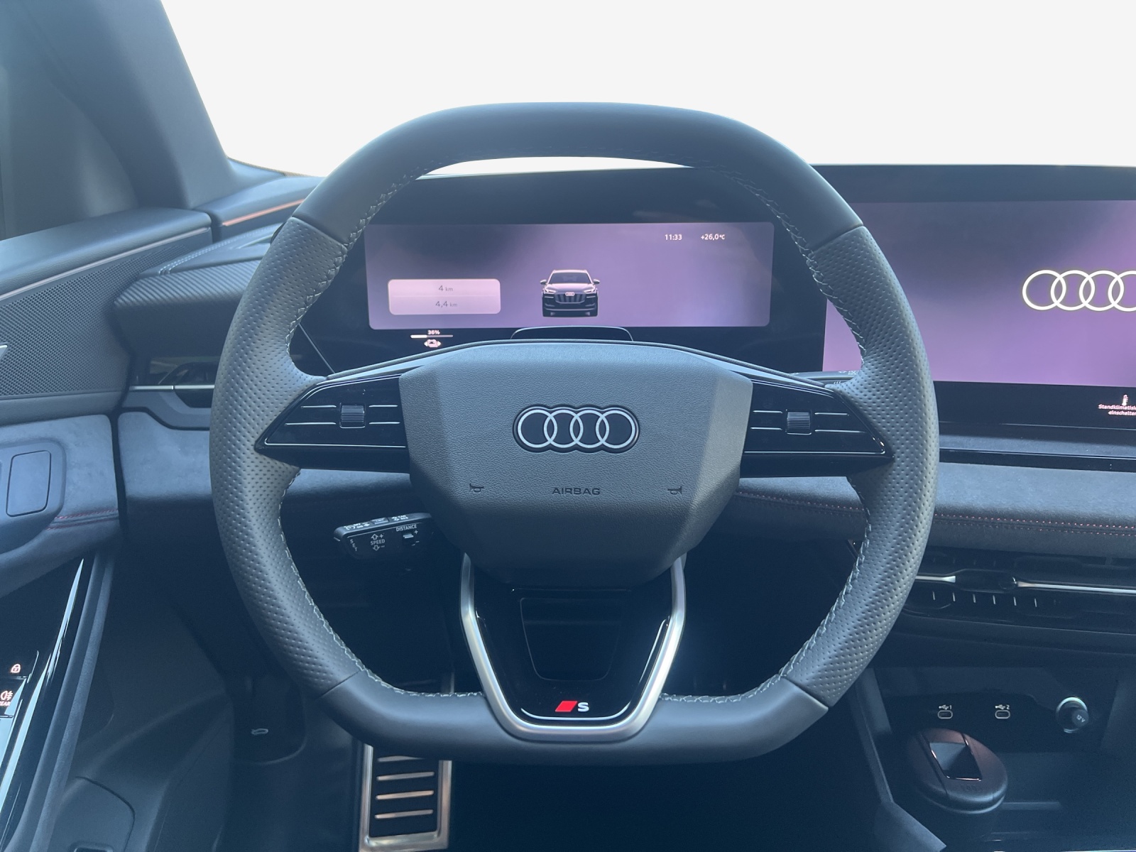 AUDI Q6 e-tron quattro-image-9