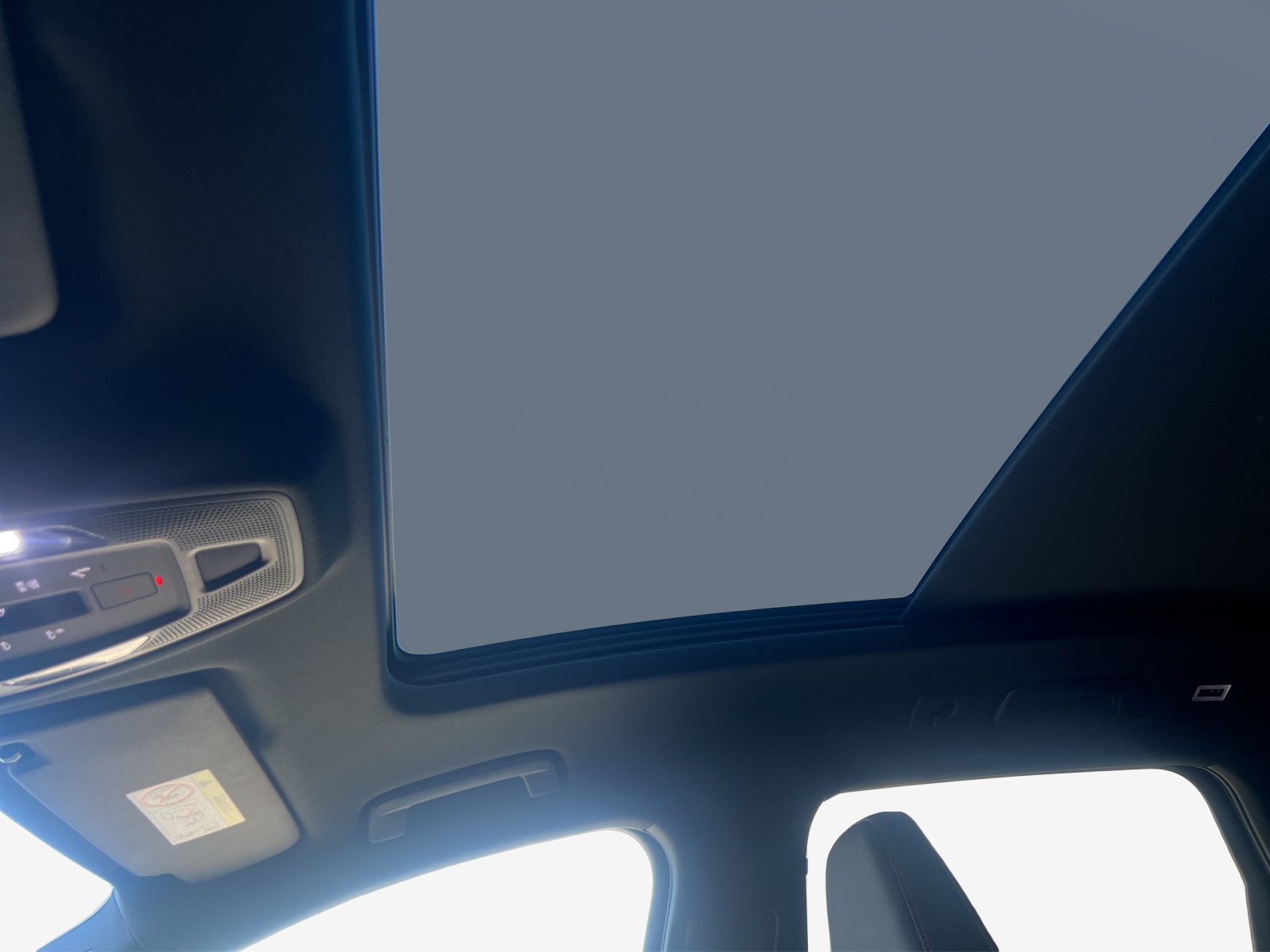 AUDI Q6 e-tron quattro-image-15