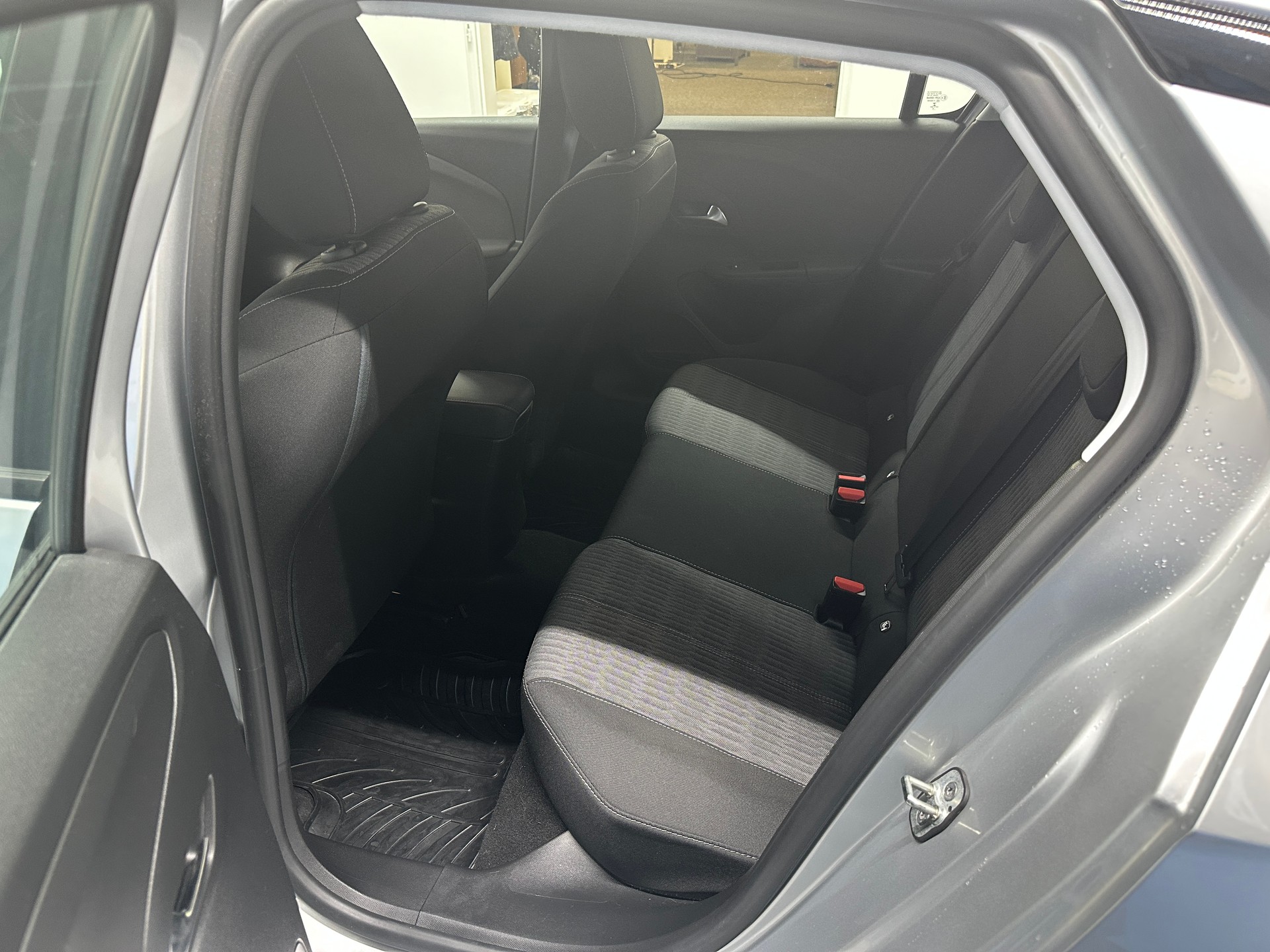 OPEL Corsa 1.2 TP Edition-image-8