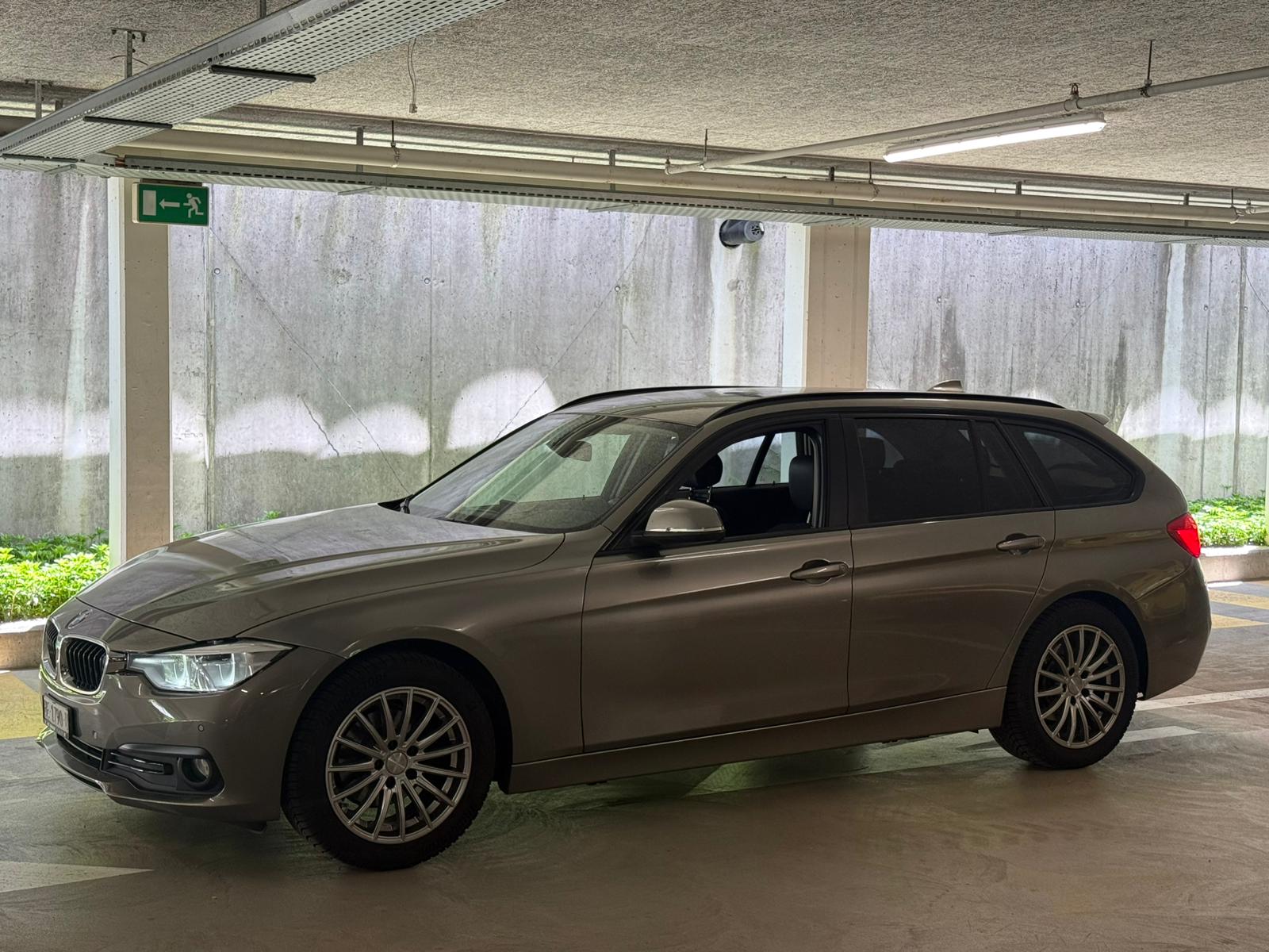 BMW 318d Touring Steptronic // MFK NEU-image-2